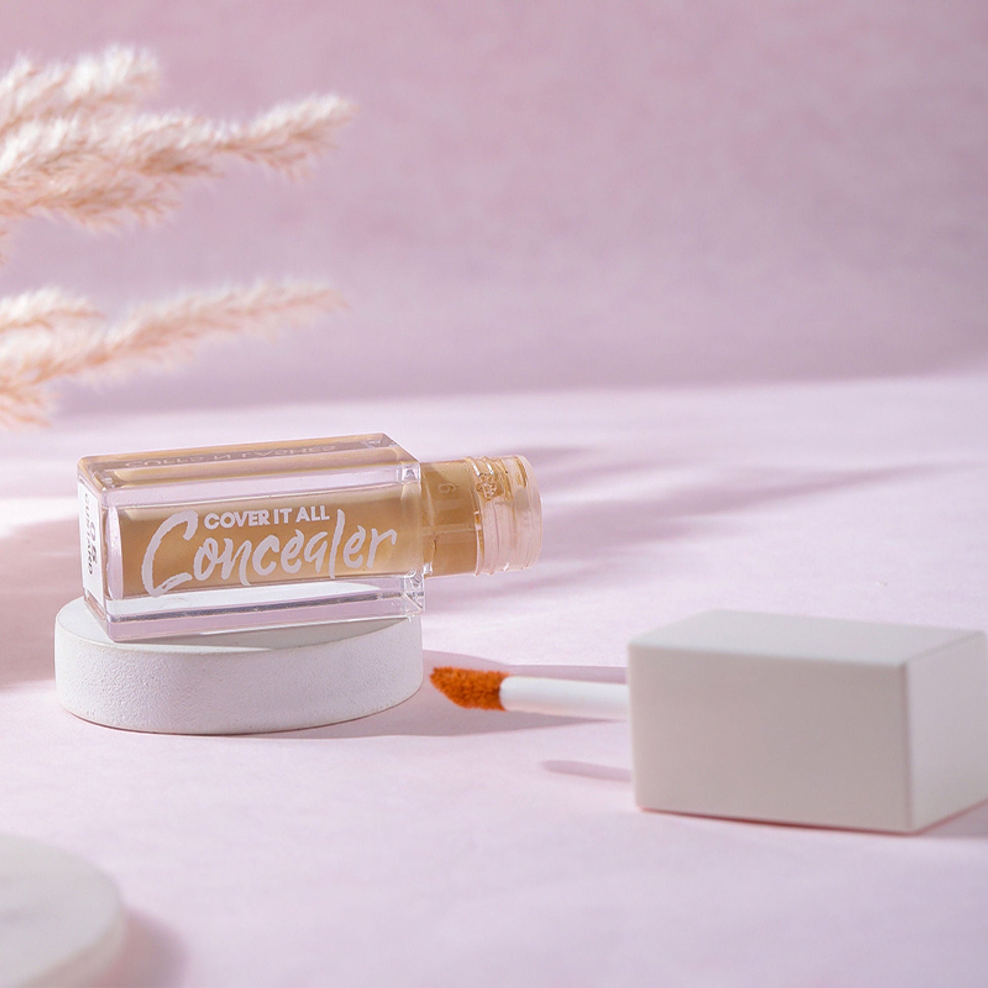 CUFFS N LASHES Cover It All Liquid Concealer - 05 Custard
