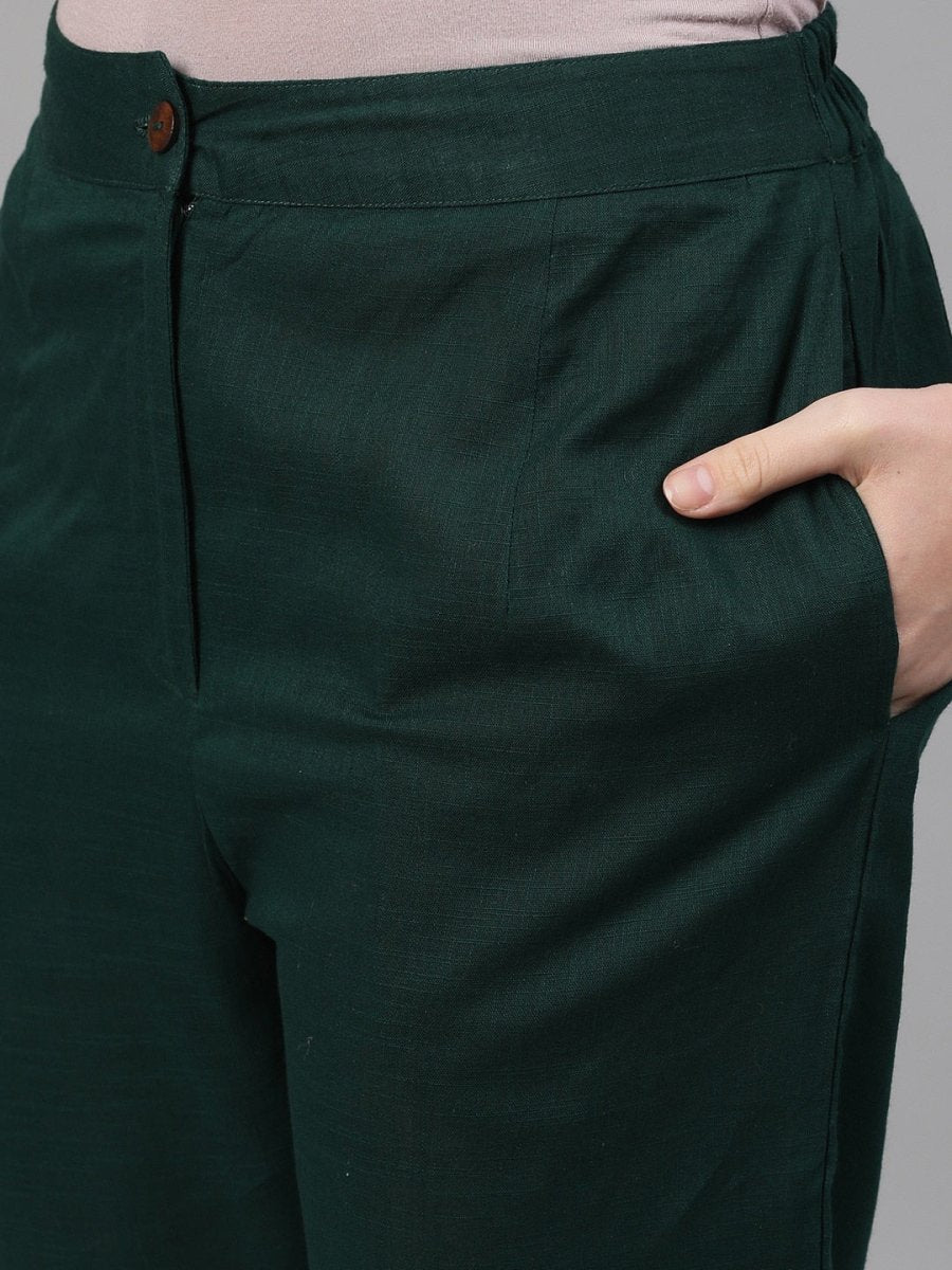Aks Striped Round Neck Pure Cotton Straight Kurta And Trousers