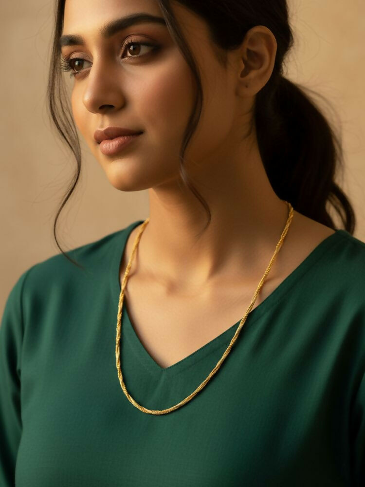NVR Women Gold Plated Handcrafted Minimal Chain