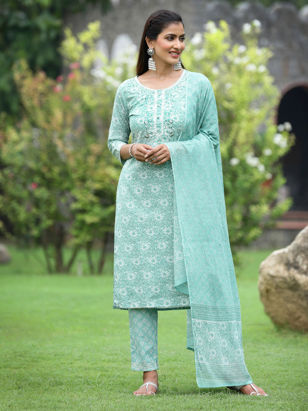 Juniper Women's Sagegreen Cotton Cambric Festive Printed Kurta Set