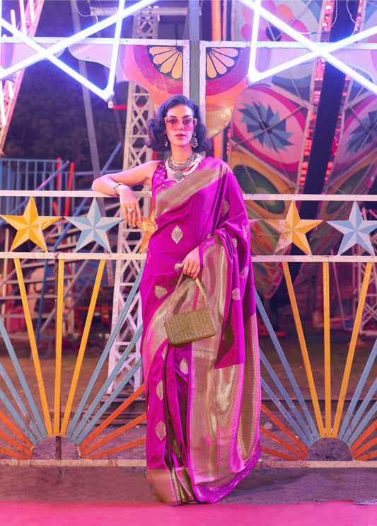 Monjolika Fashion Purple Colour Handloom Silk Blend Zari Woven Saree With Blouse