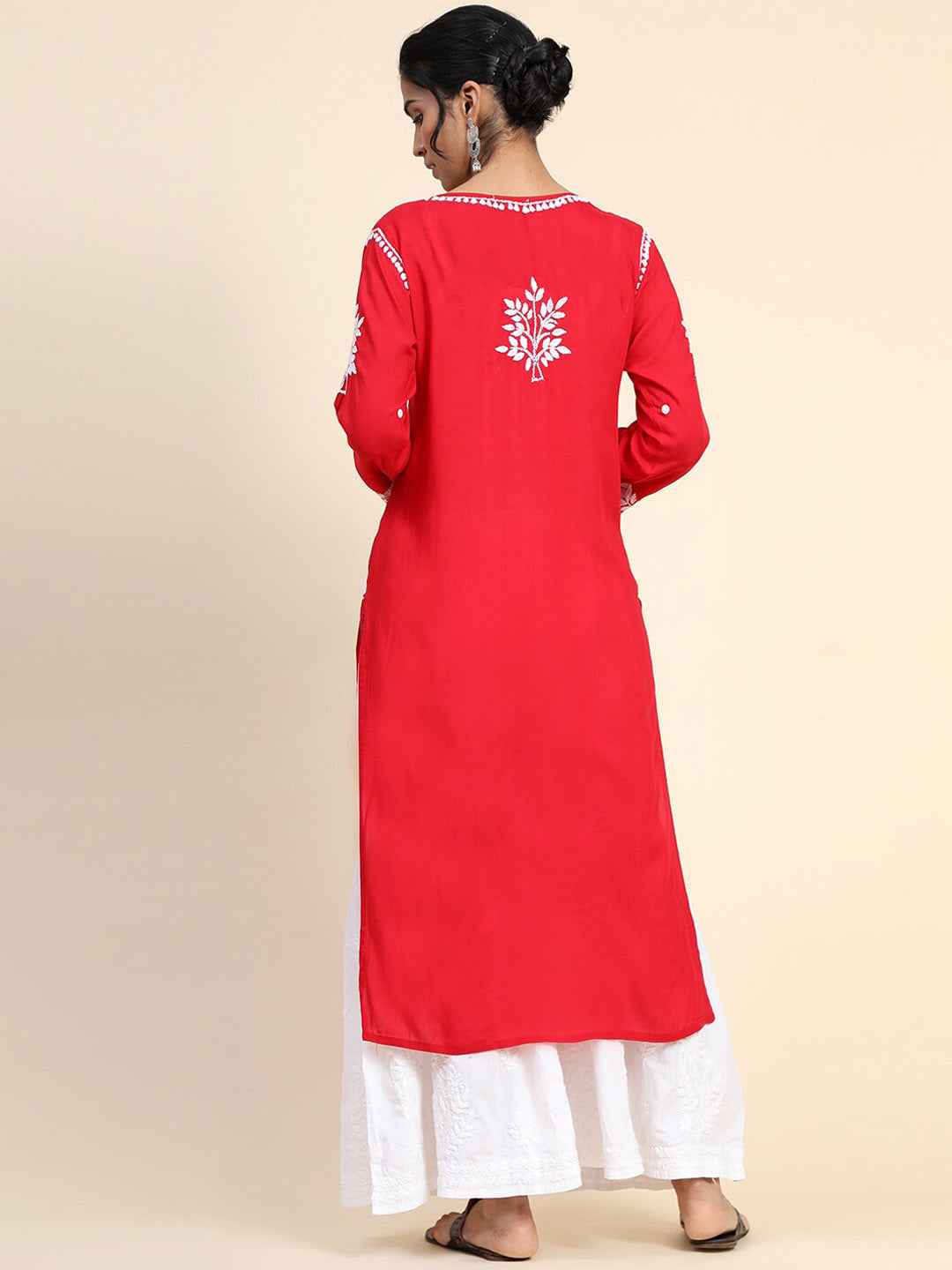 HOUSE OF KARI Women Embroidered Chikankari Cotton Kurta 