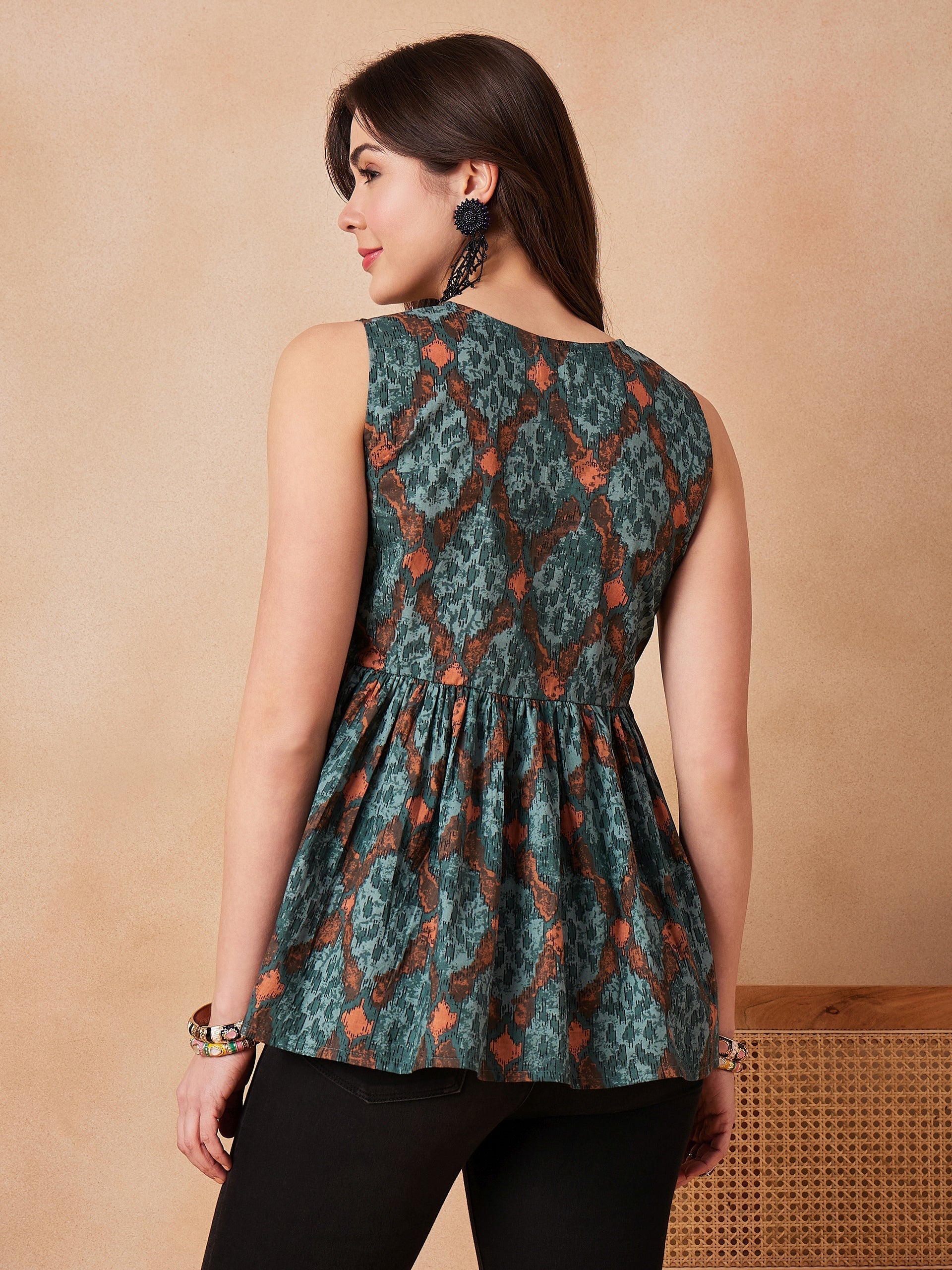 InWeave Aqua Pearl Abstract Printed Round Neck Top 