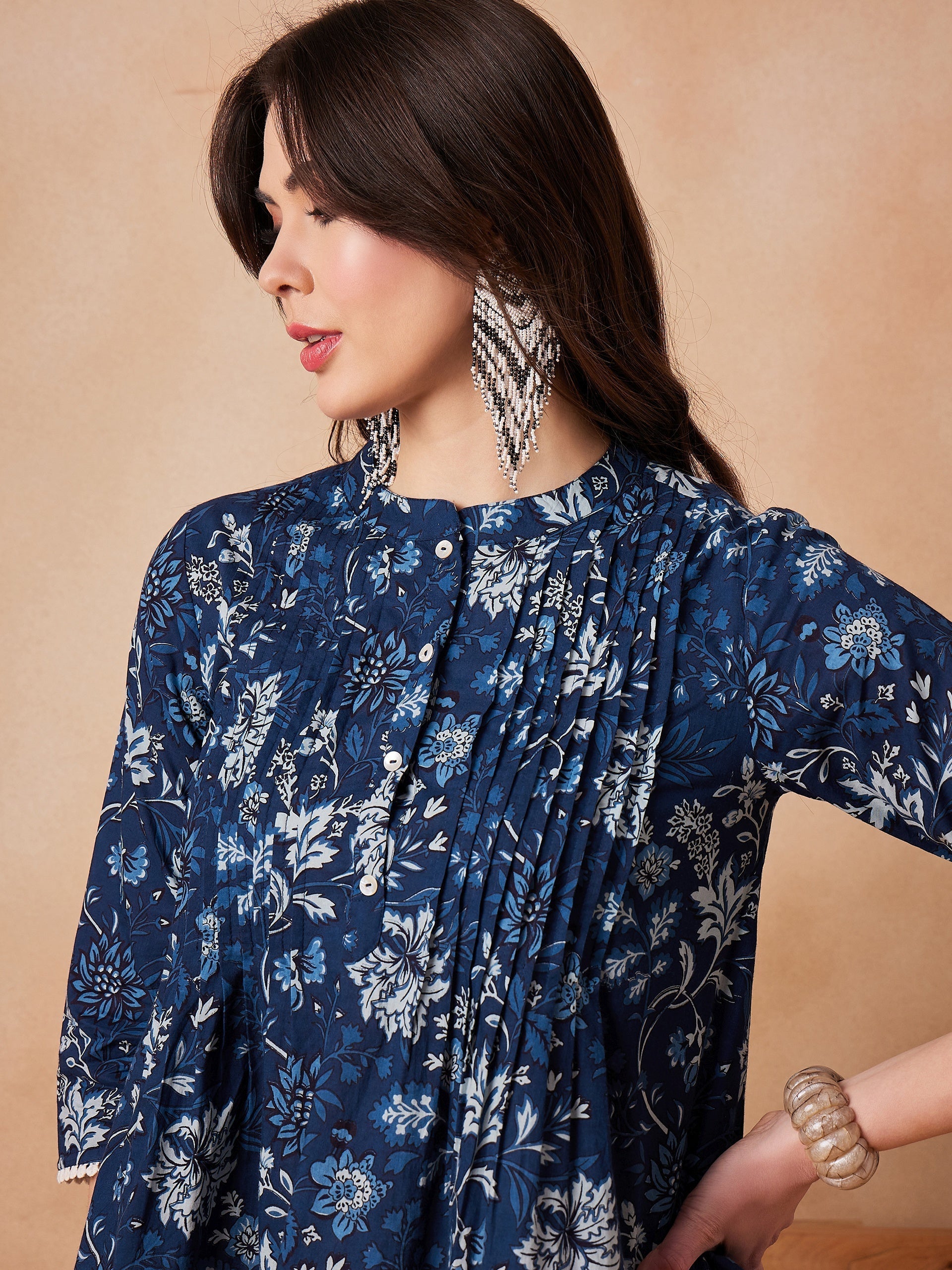 InWeave Indigo Floral Mandarin Neck Button Top 