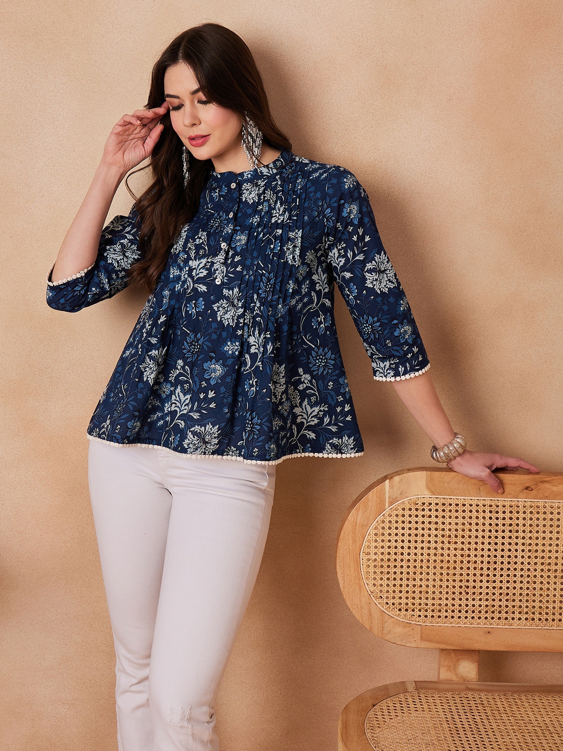 InWeave Indigo Floral Mandarin Neck Button Top 