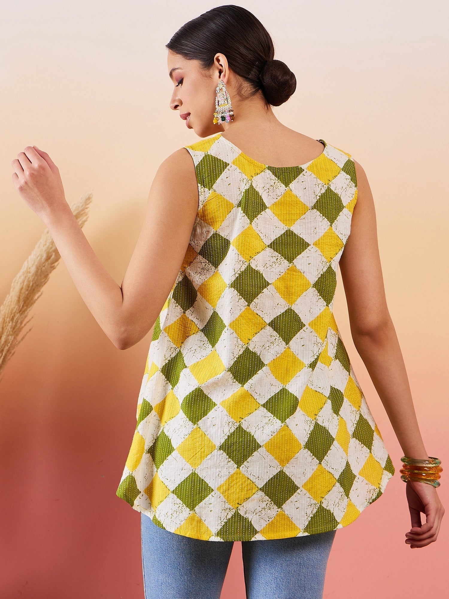 InWeave Yellow Green Geometric Print Kantha V Neck W/S Top 