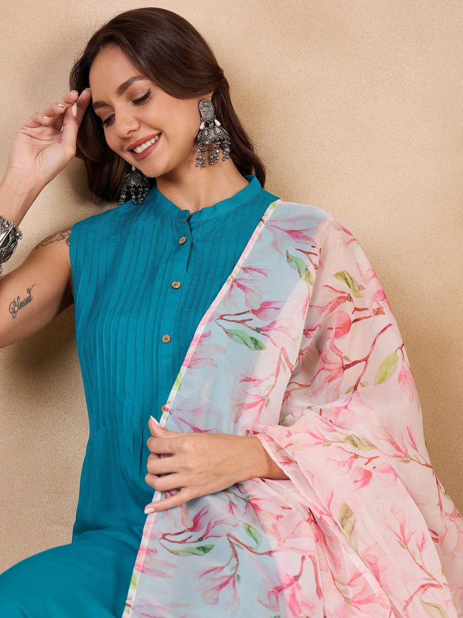 InWeave White Peach Floral Print Organza Dupatta 
