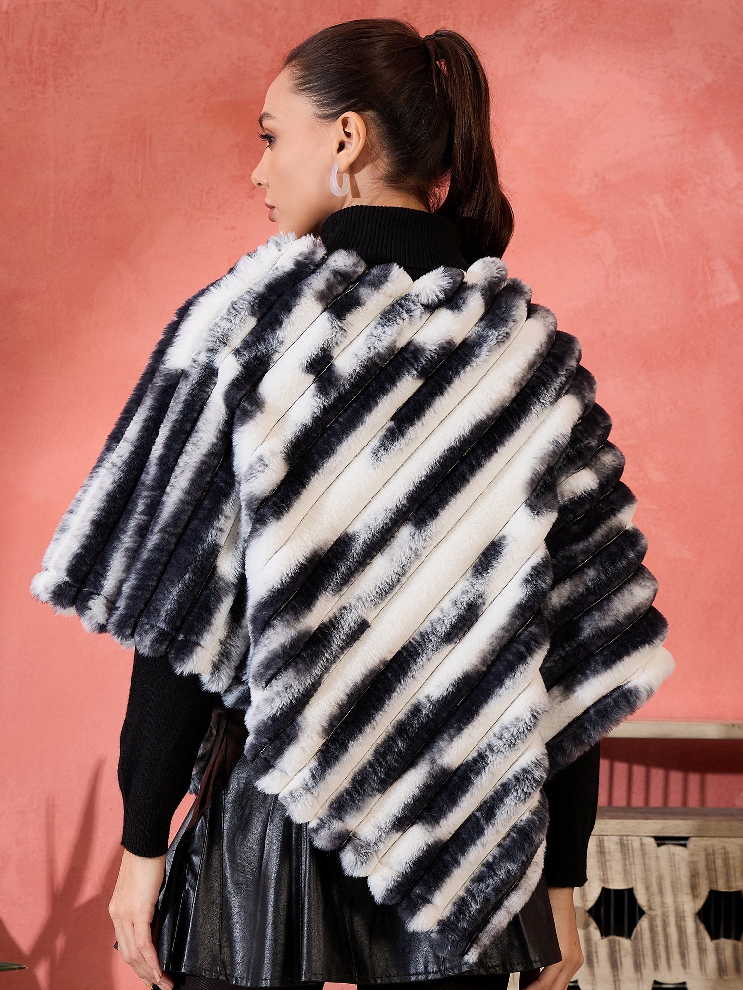 InWeave Black White Dye Rabbit Faux Fur Poncho 