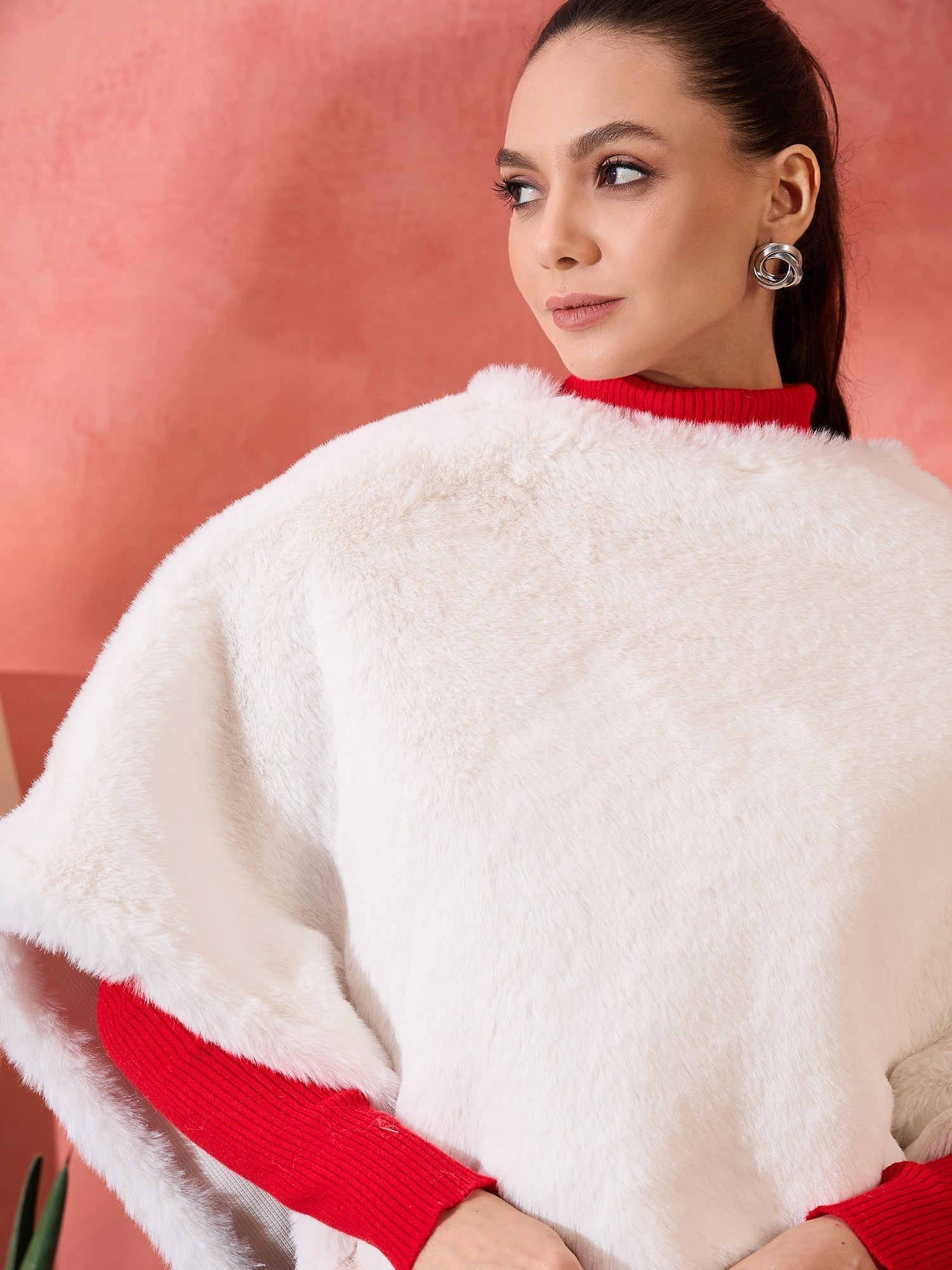 InWeave Cream Rabbit Faux Fur Poncho 