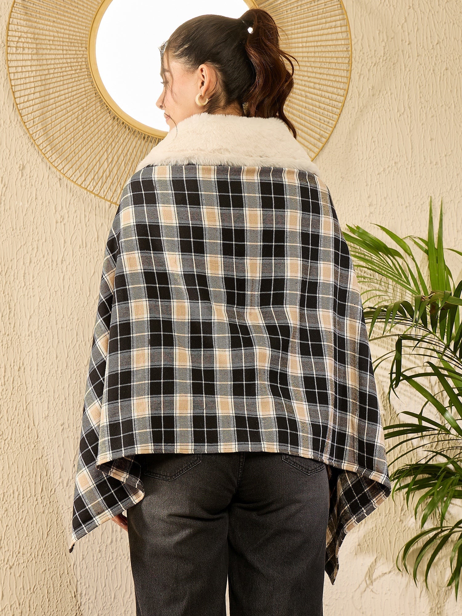 InWeave Black Beige Check Cream Fur Poncho 