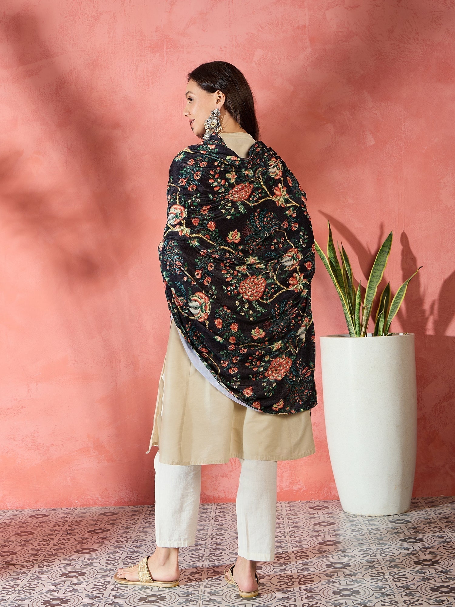 InWeave Black Printed Velvet Shawl 