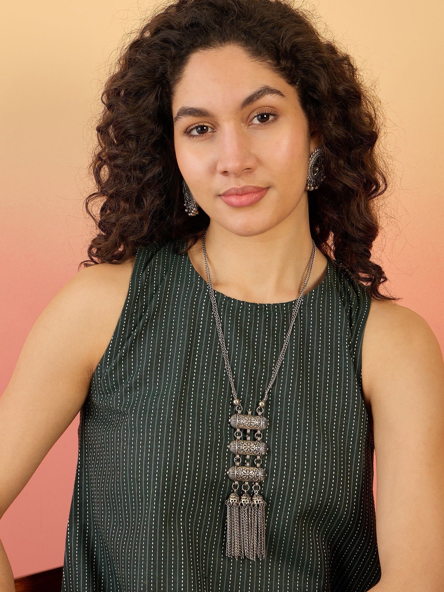 InWeave Dark Green Kantha R Neck W/S Dress 