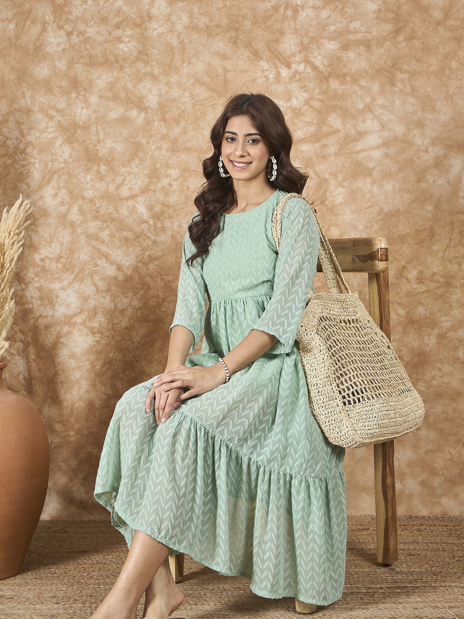 InWeave Mint Green Georgette R Neck Dress 