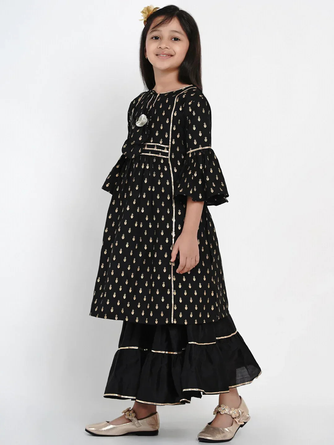 NOZ2TOZ Black Printed Kurta & Sharara Set For Girls 