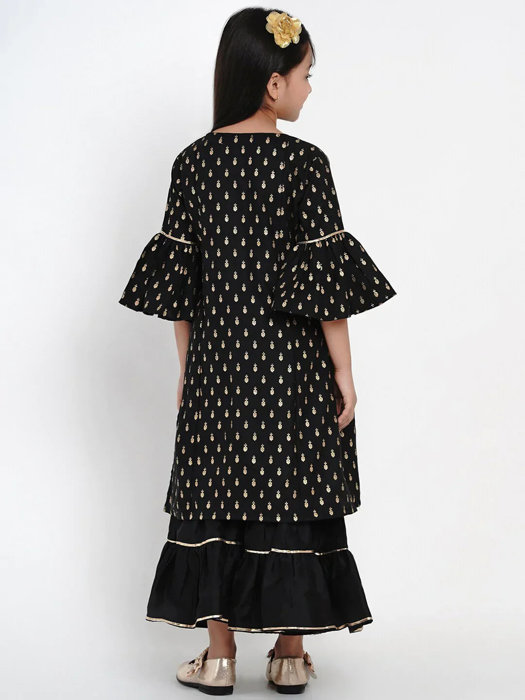 NOZ2TOZ Black Printed Kurta & Sharara Set For Girls 