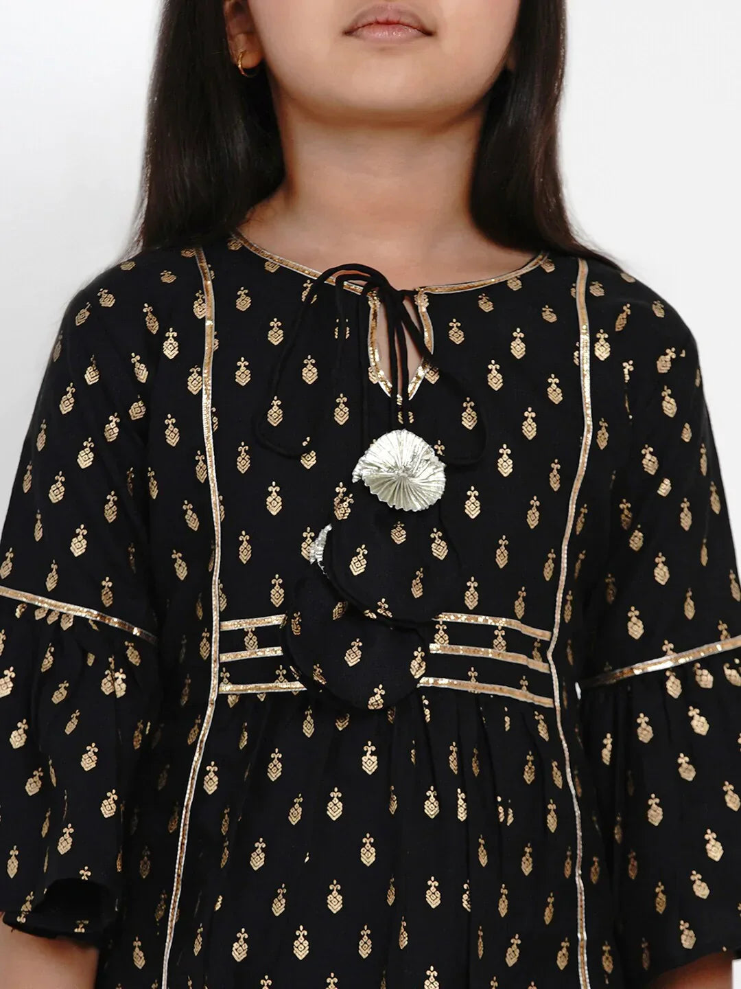 NOZ2TOZ Black Printed Kurta & Sharara Set For Girls 