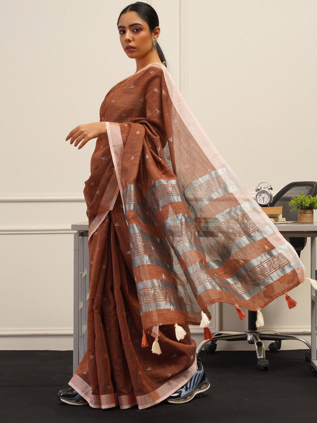 Tikhi Imli Rust Abstract Woven Design Zari Grab2Buy 