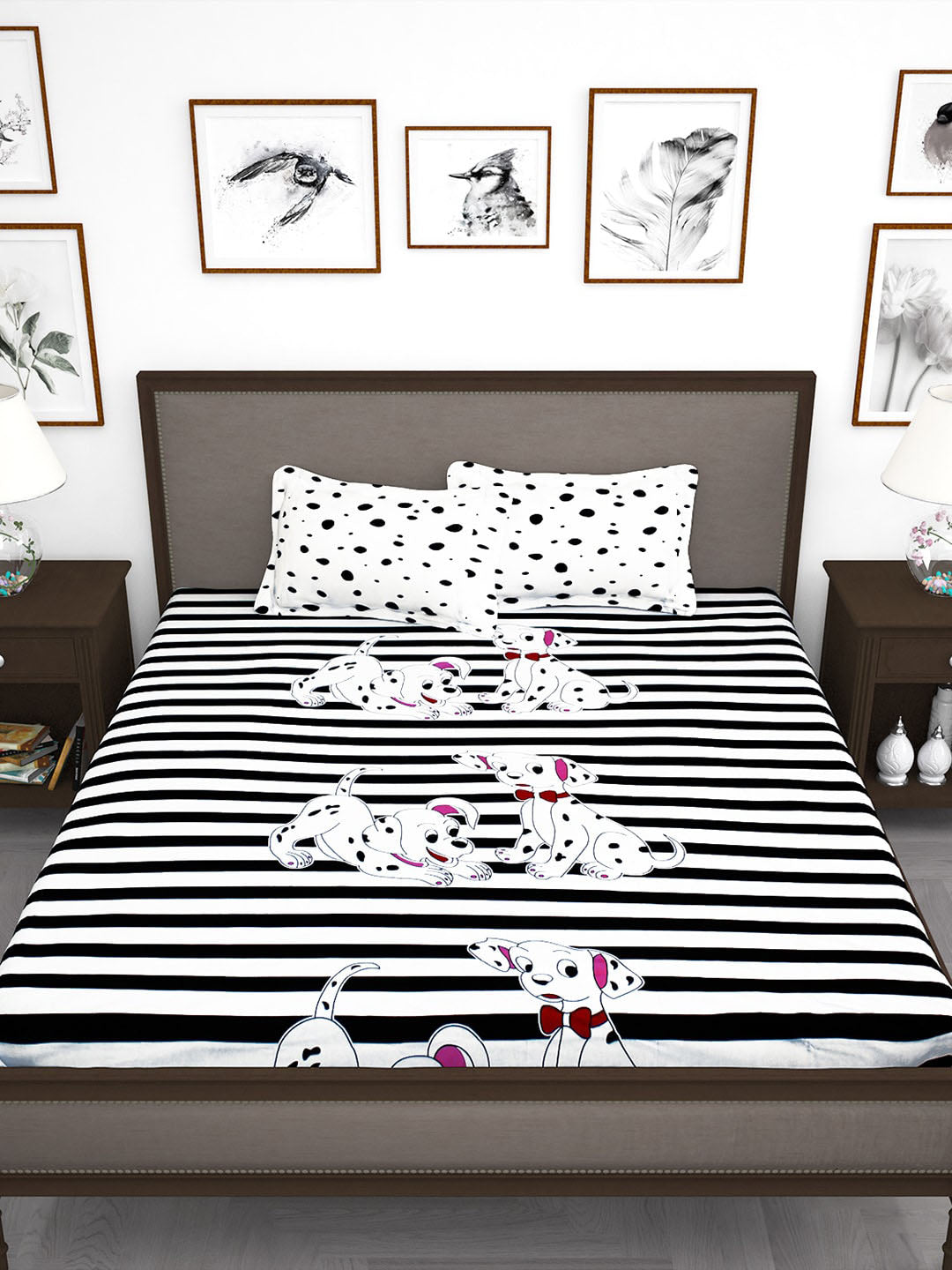 Story@home White & Black Cartoon Characters King Bedsheet with 2 Pillow Covers 