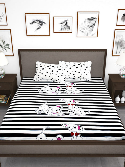 Story@home White & Black Cartoon Characters King Bedsheet with 2 Pillow Covers 