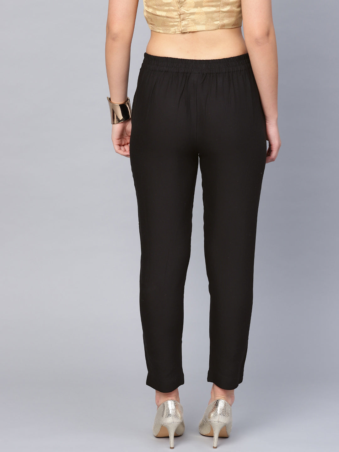 Juniper Women Black Cotton Flex Solid Slim Fit Pant/Slim Pant 