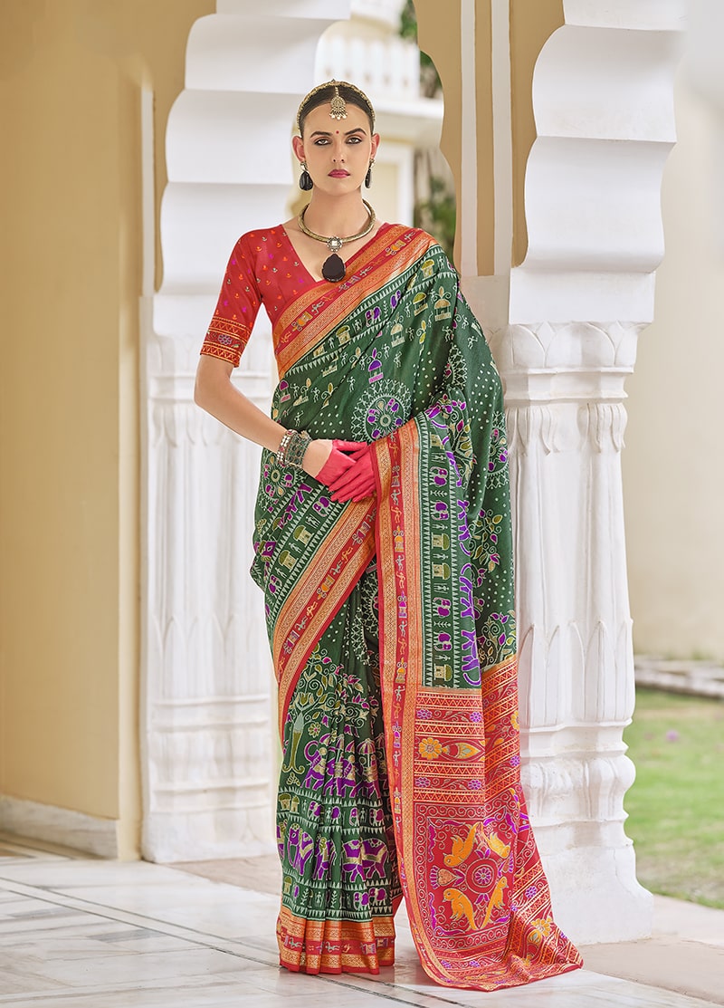 Monjolika Fashion Silk Foil Print Classic Saree In Green