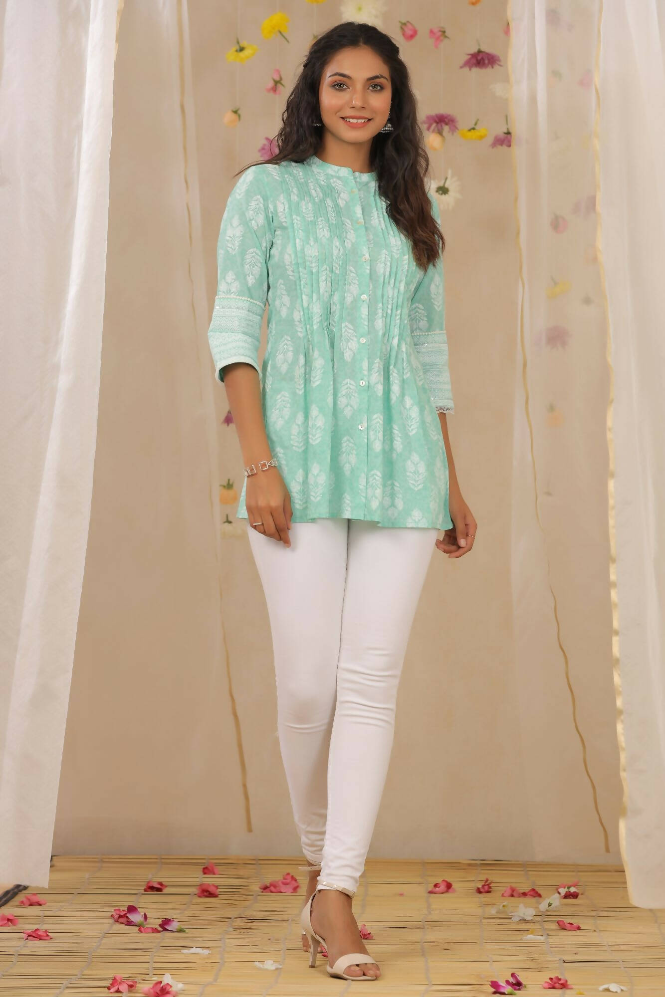 Juniper Women Mint Cambric Printed A-Line Tunic