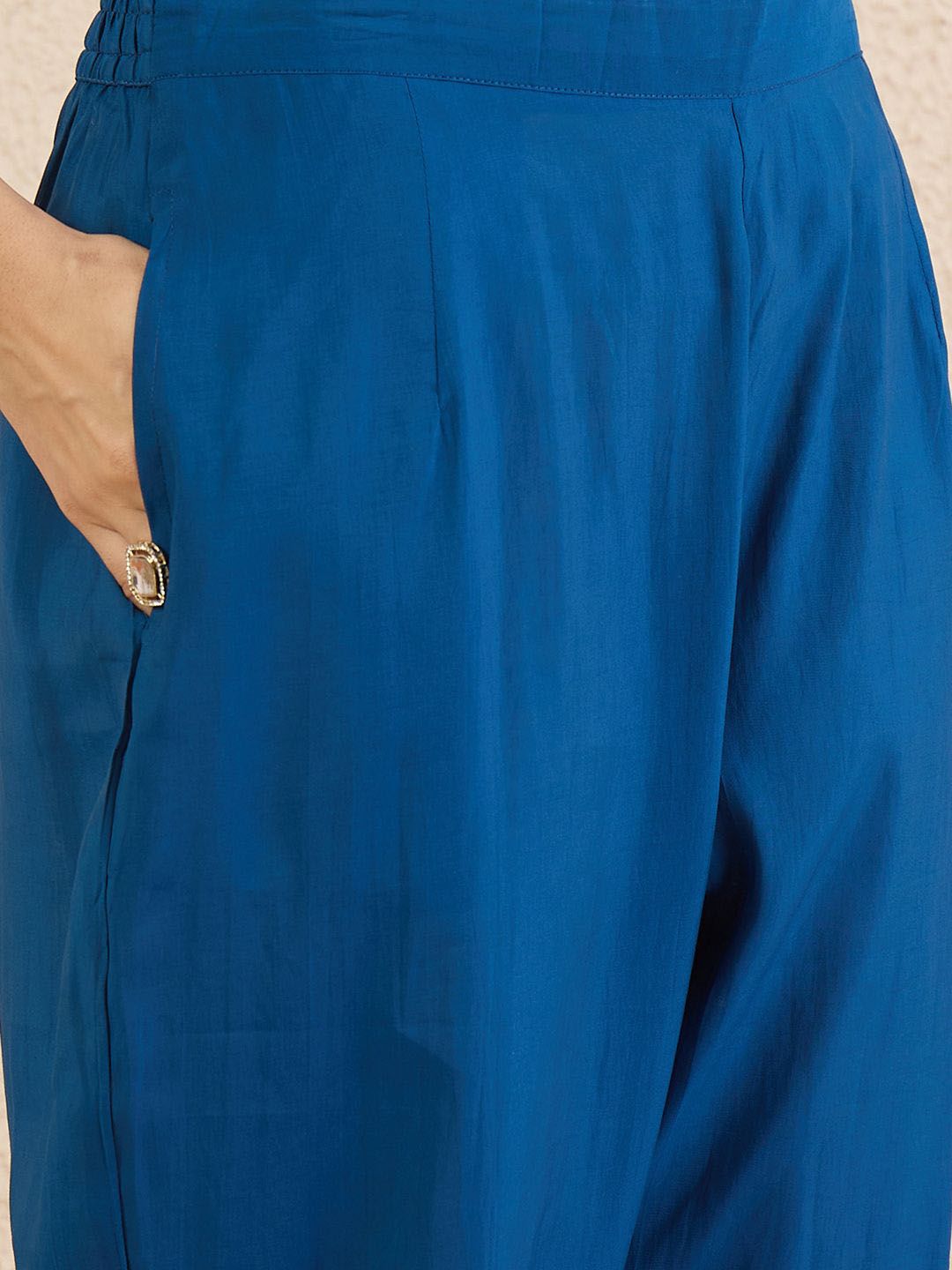 Indo Era Ethnic Motifs Embroidered Regular V-Neck Straight Kurta With Trousers & Dupatta