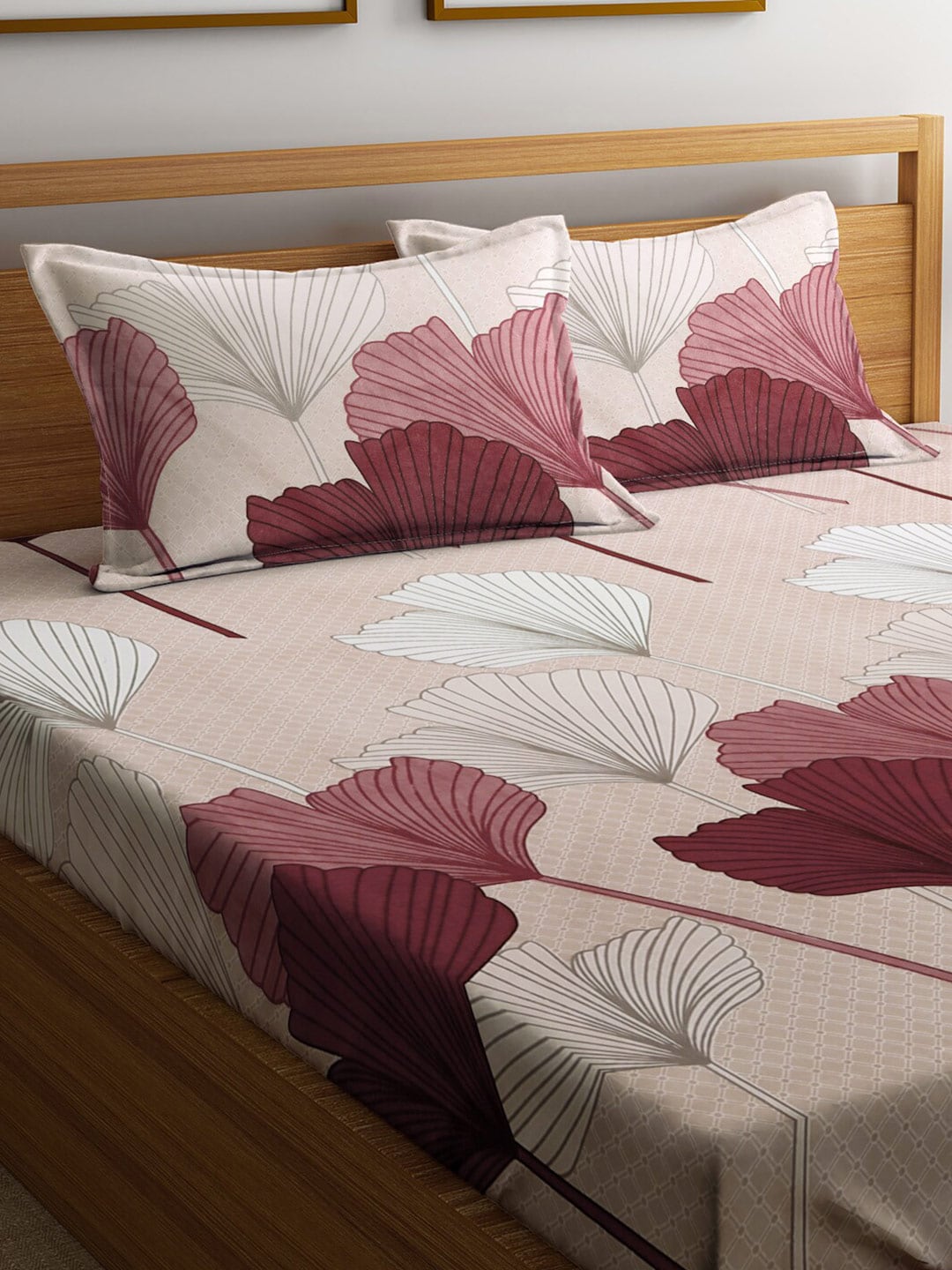 KLOTTHE Beige Floral 300 TC Cotton Blend Double Bedsheet Set 