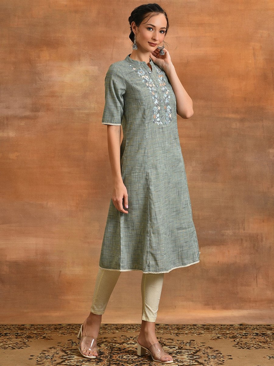 Aks Floral Embroidered Thread Work Cotton A-Line Kurta