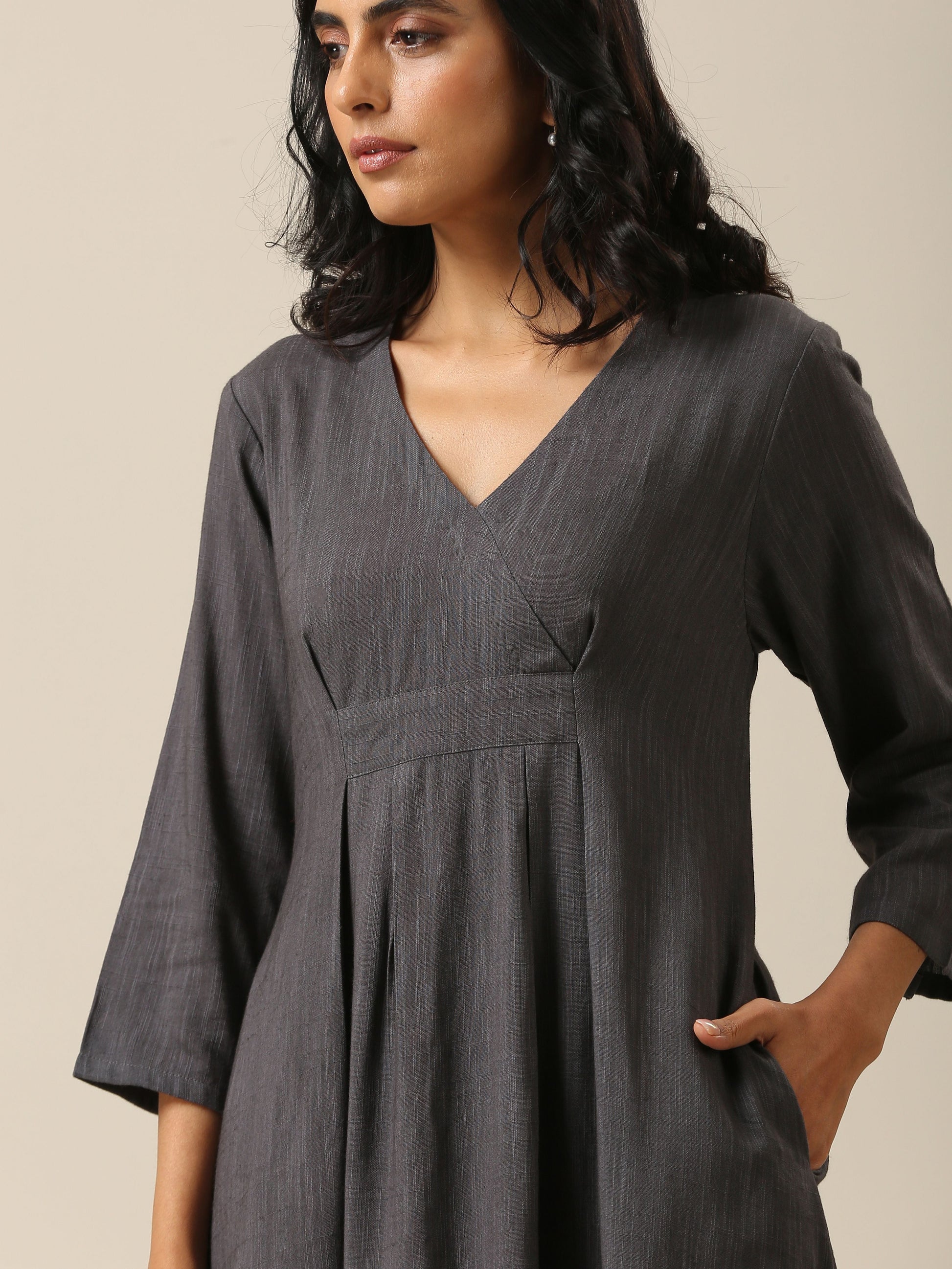 trueBrowns Slate Grey Slub Texture Overlap Pleat Kurta Pant Set 