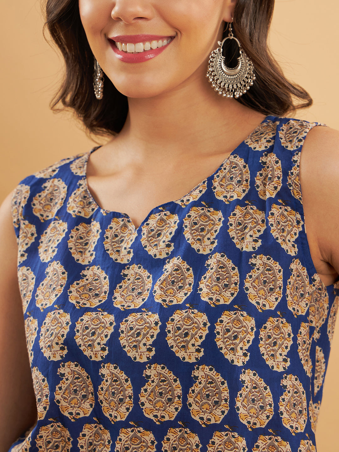 InWeave Ink Blue Small Paisley Kalamkari W/U Top 
