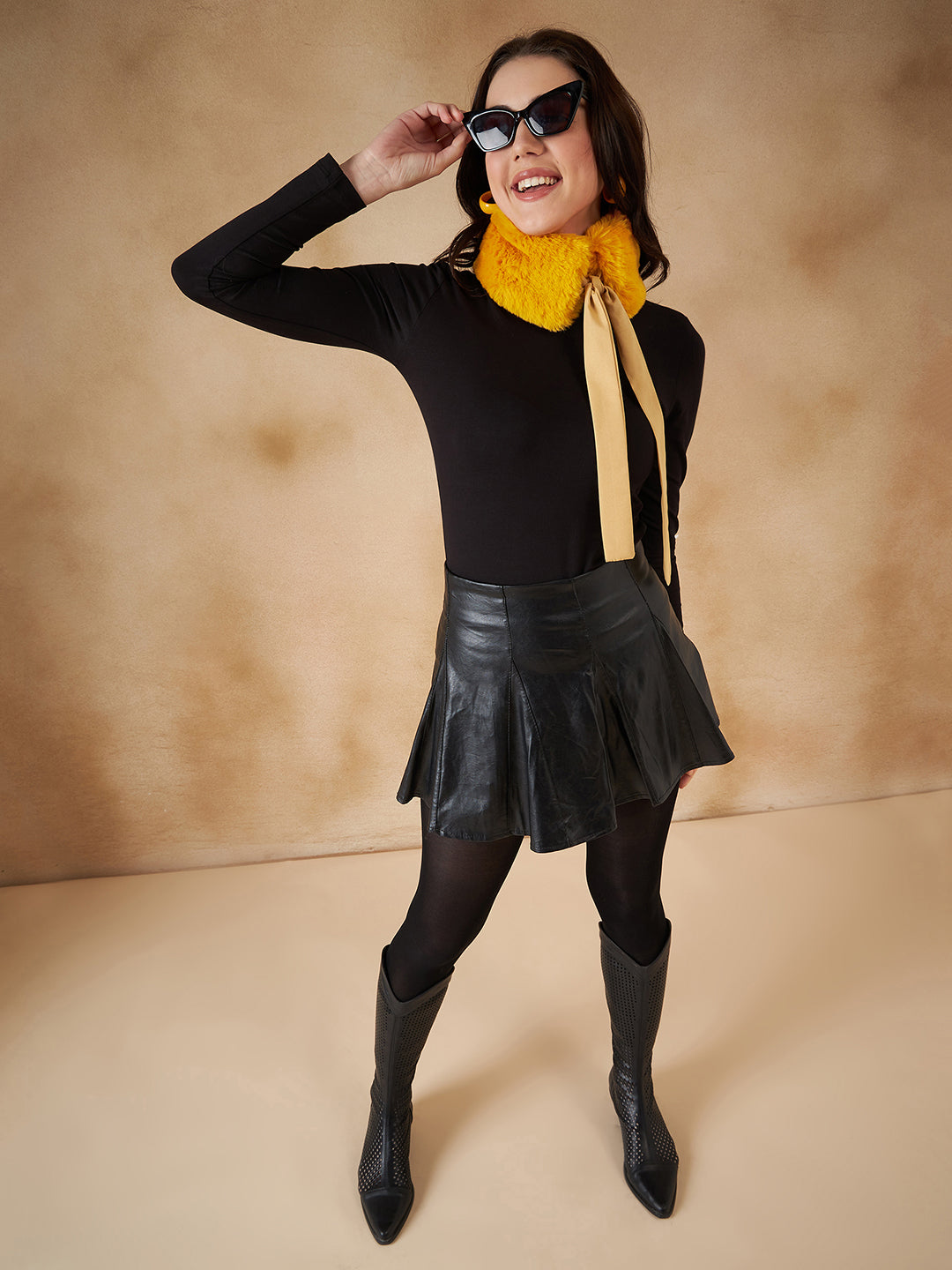 InWeave Women's Yellow Fur Neckpiece 