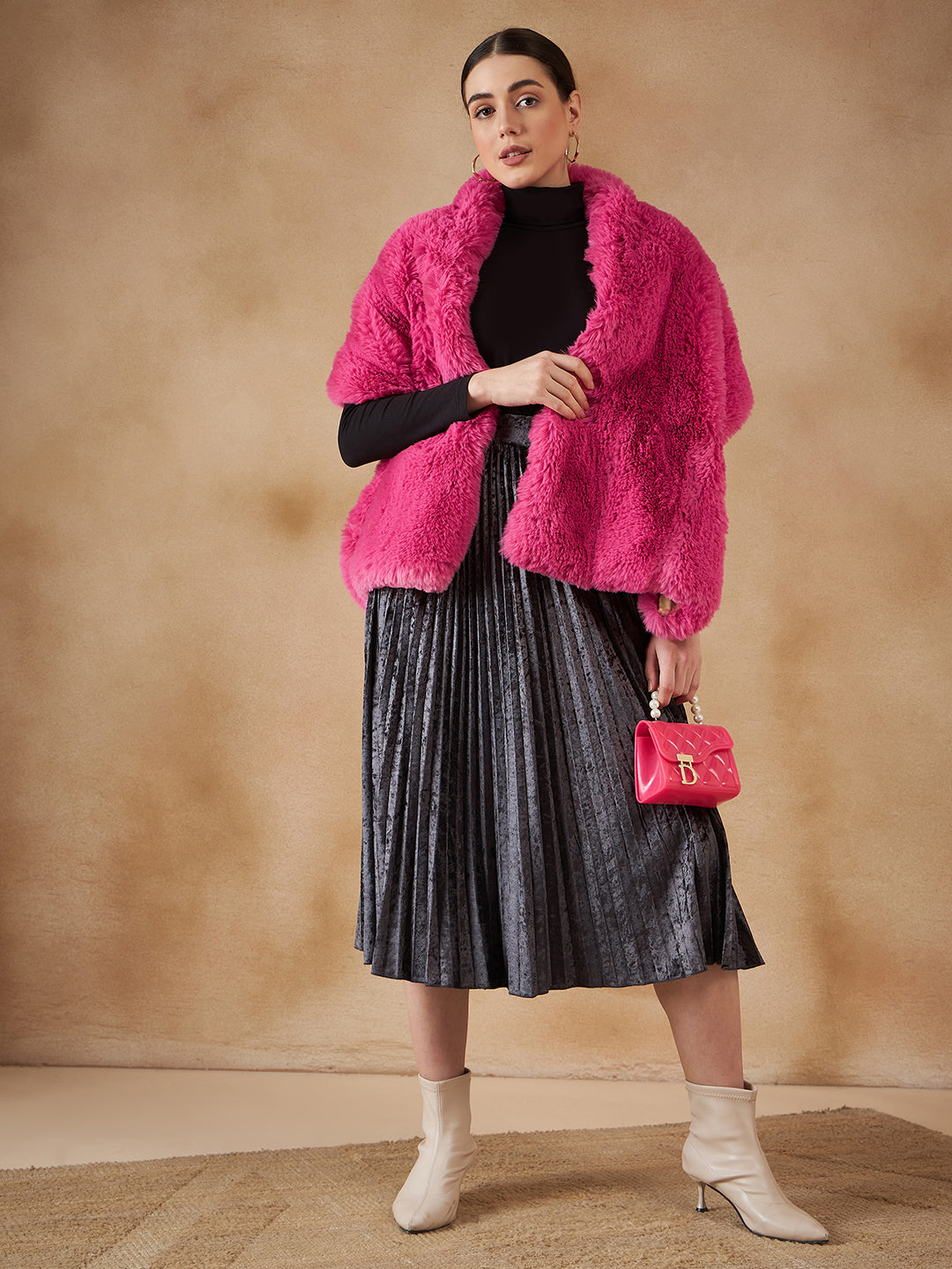 InWeave Women's Light Pink Long Faux Fur Cape 