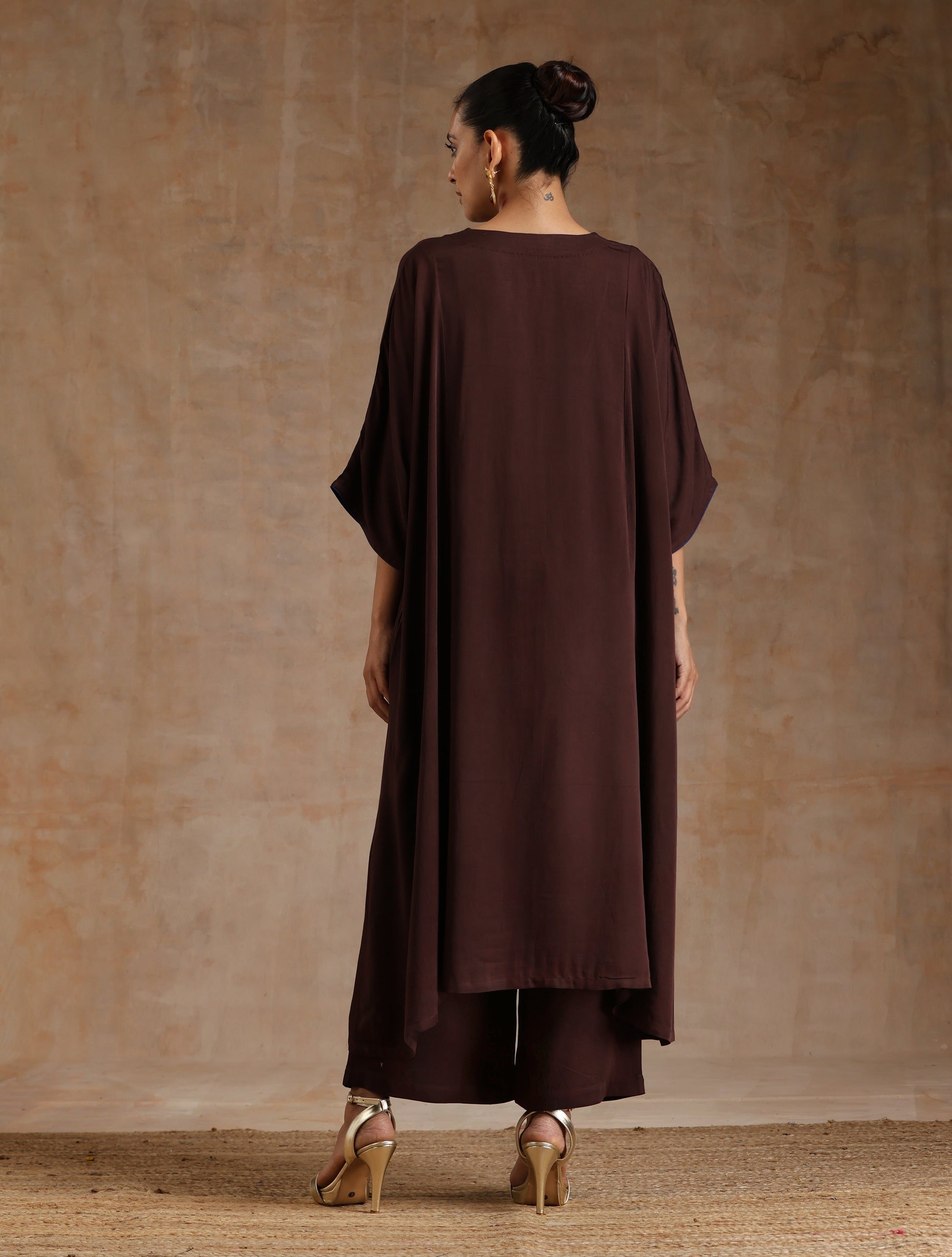 trueBrowns Cola Brown Modal Satin Oversized Kurta Set 