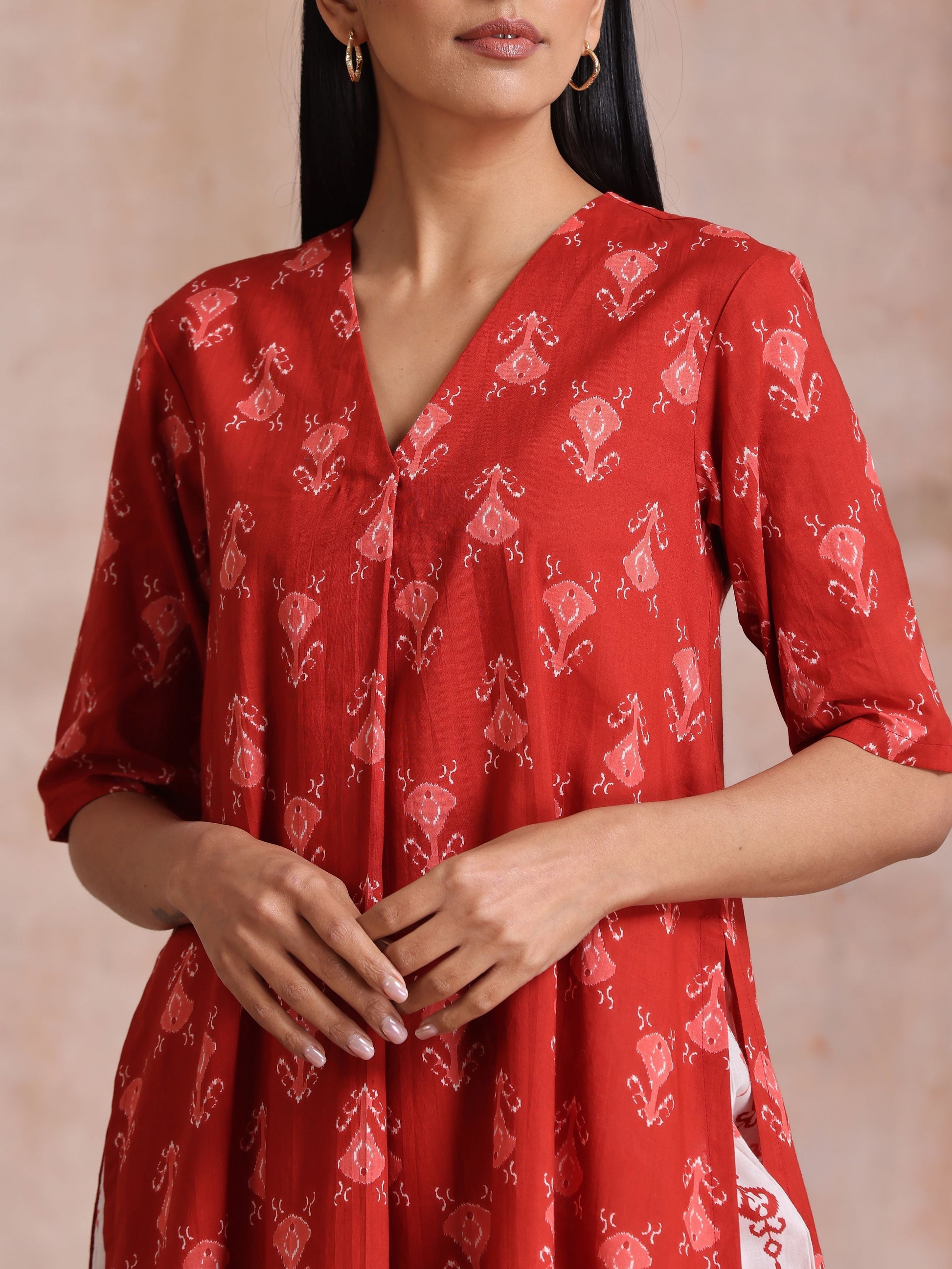 trueBrowns Red On Red Ikat Print Cotton Kurta Pant Set 
