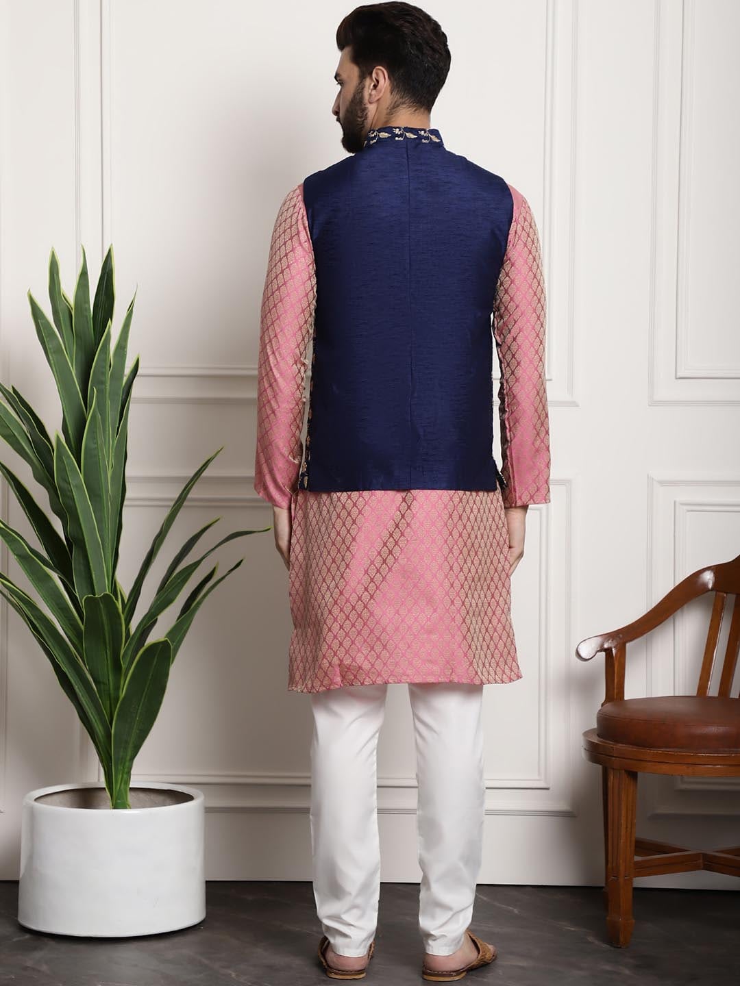 Sojanya Men Pink Ethnic Motifs Kurta with Pyjamas & Nehru Jacket 