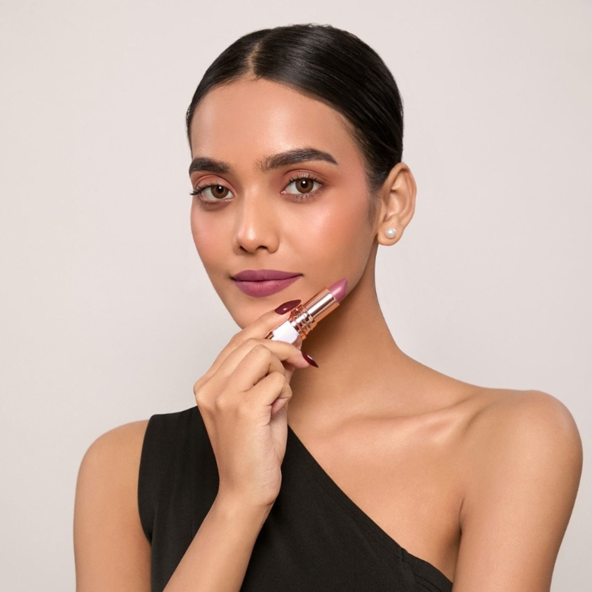 Europe Girl Silky Matte Lipstick - EG-04 Magenta