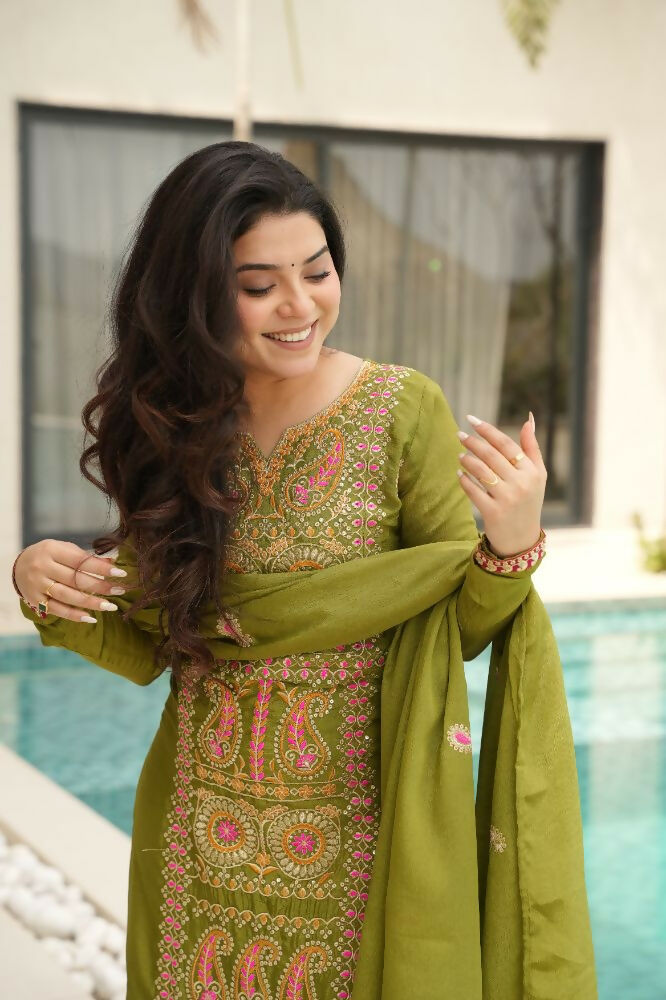 Joban Fashion Perot Kurta Set Silk Sequins , Zari, Coding & Thread Embroidered work