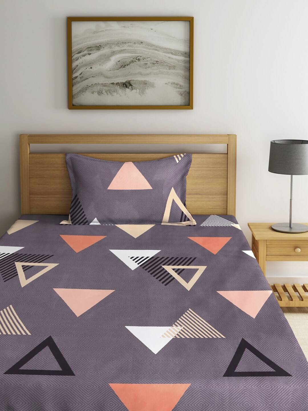 KLOTTHE Purple Geometric 210 TC Cotton Bedsheet with Pillow Covers 