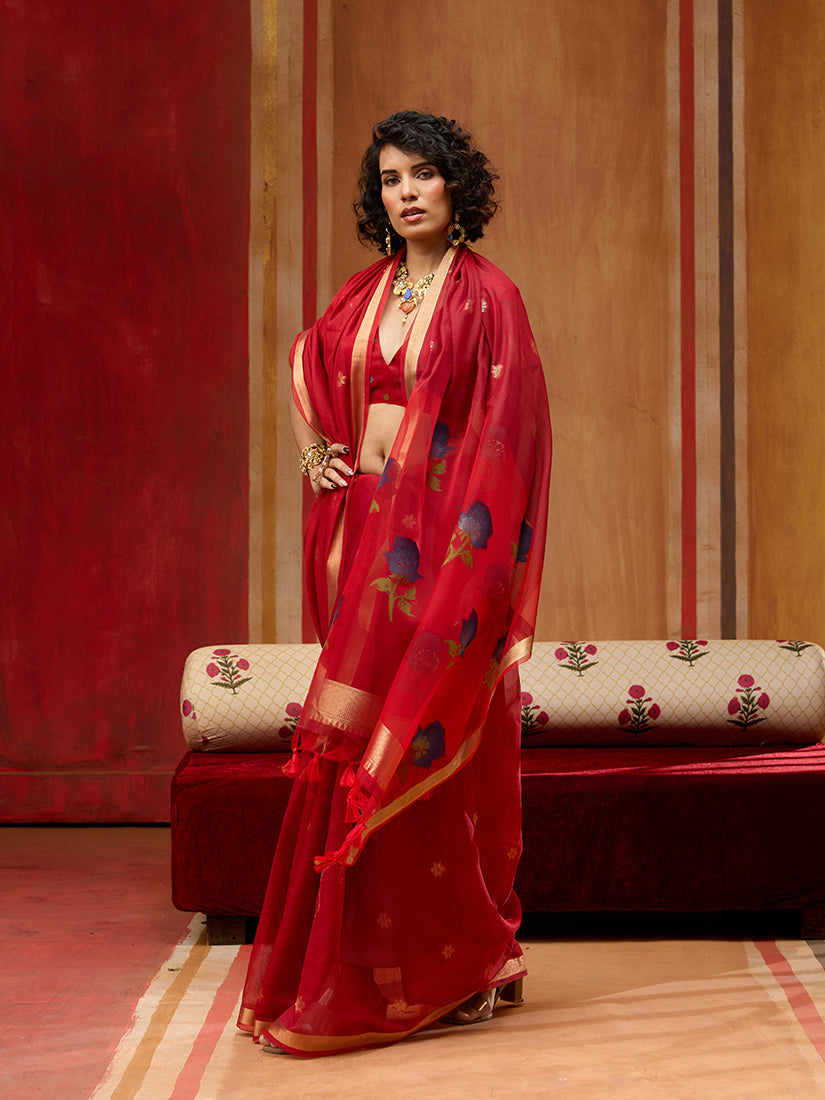 Monjolika Fashion Red Handloom Cotton Blend Weaving Classic Saree