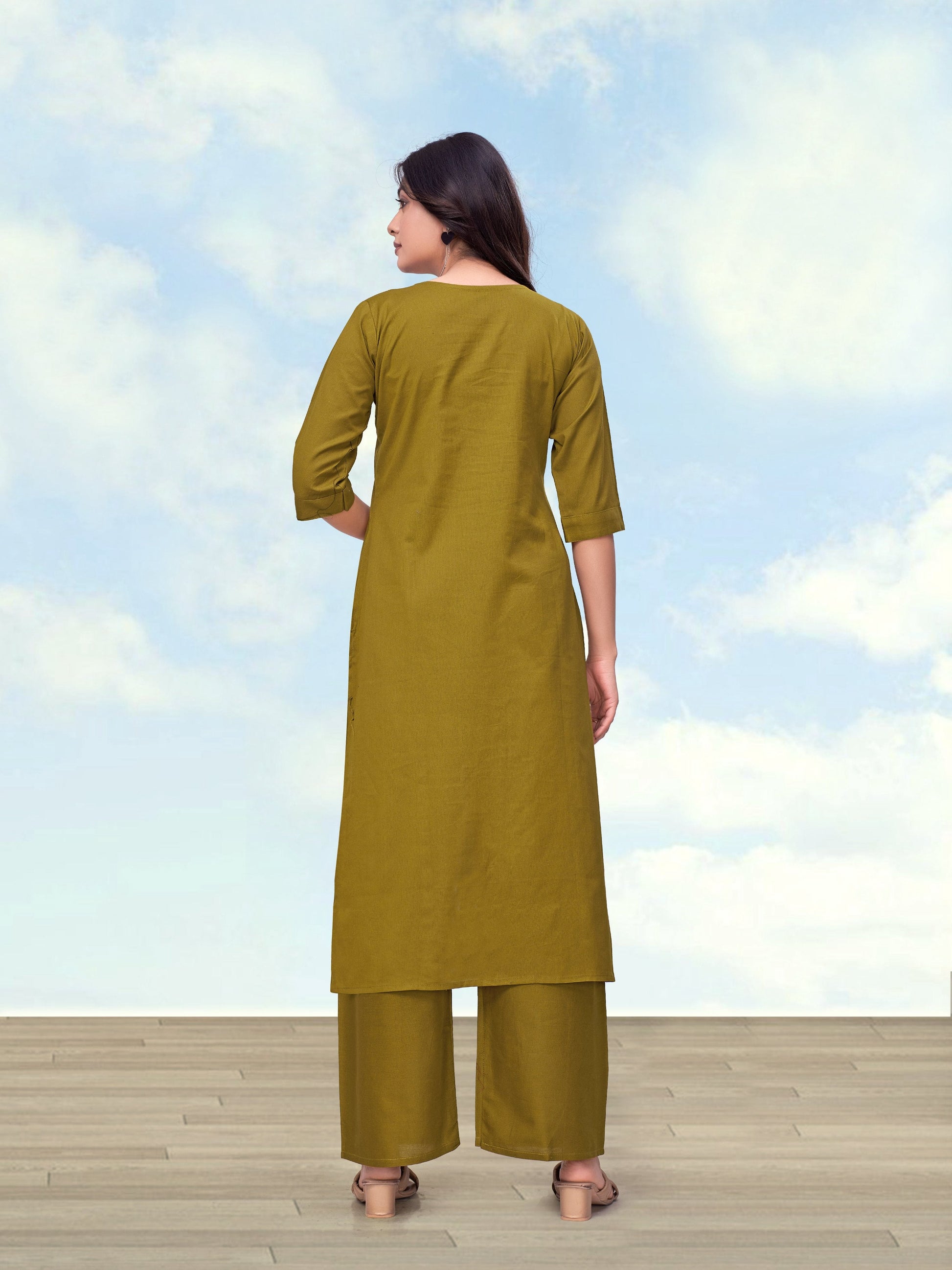 Monjolika Fashion Olive Green Cotton Flex Casual Regular Fit Kurti With Pant