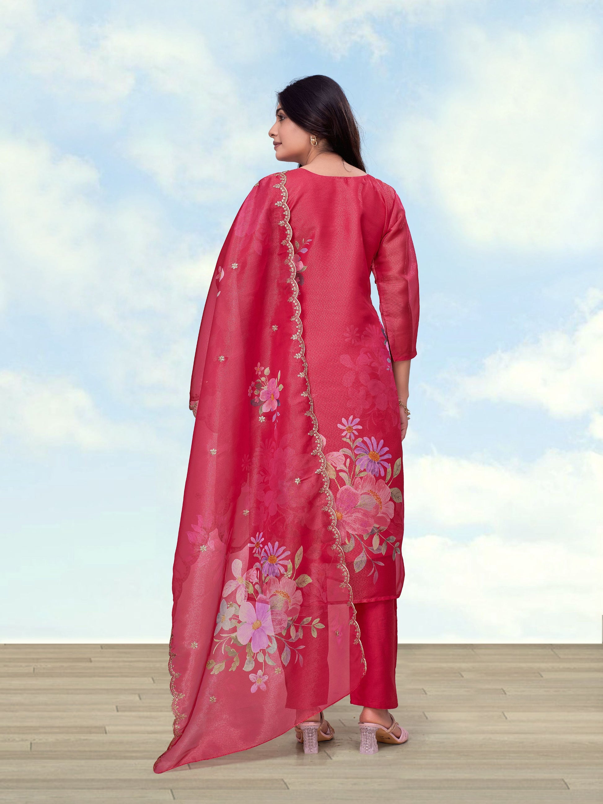 Monjolika Fashion Pink Simar Kurta Set With Floral Print