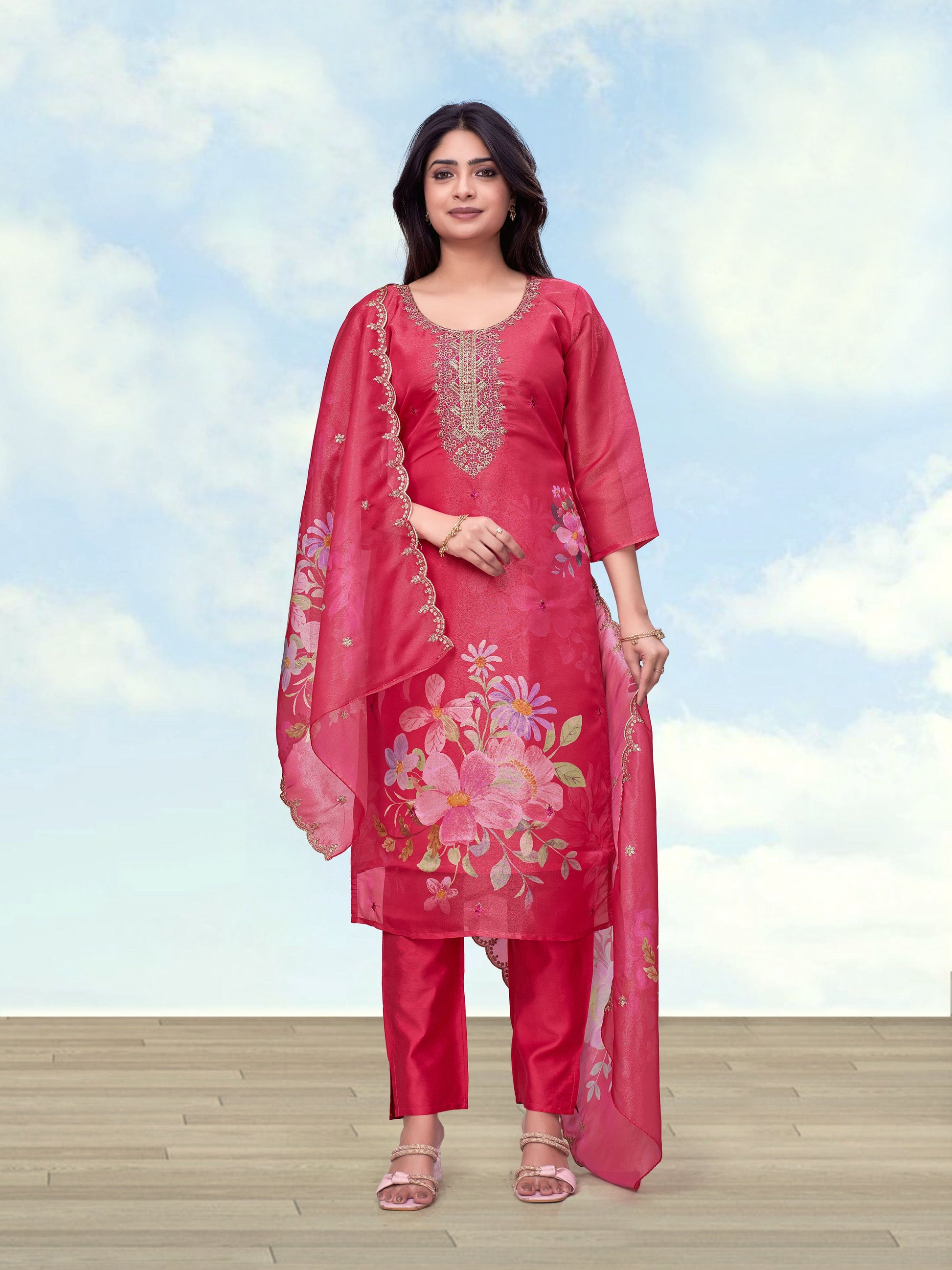 Monjolika Fashion Pink Simar Kurta Set With Floral Print