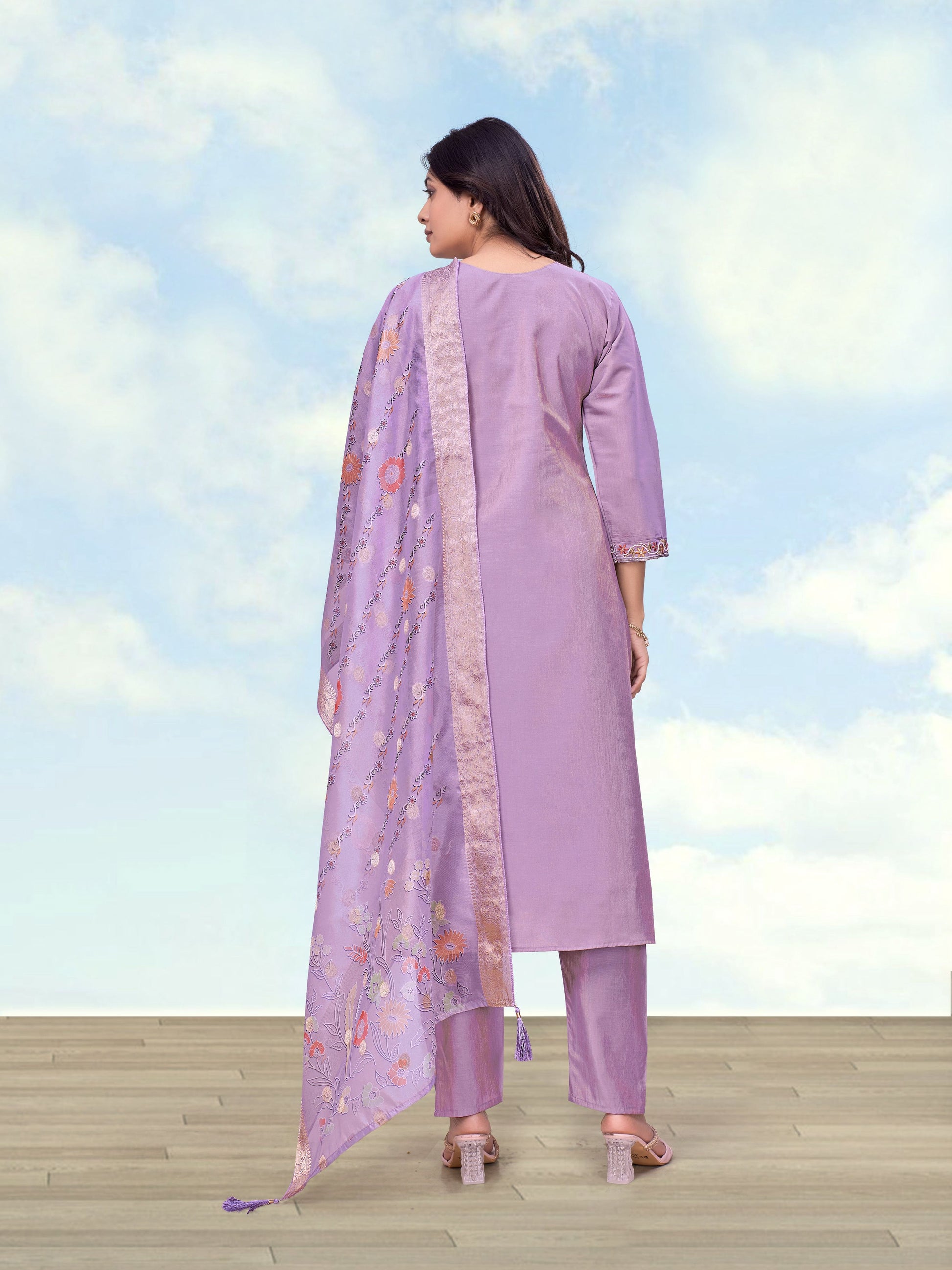 Monjolika Fashion Lavender Roman Simar Embroidered Kurta Set