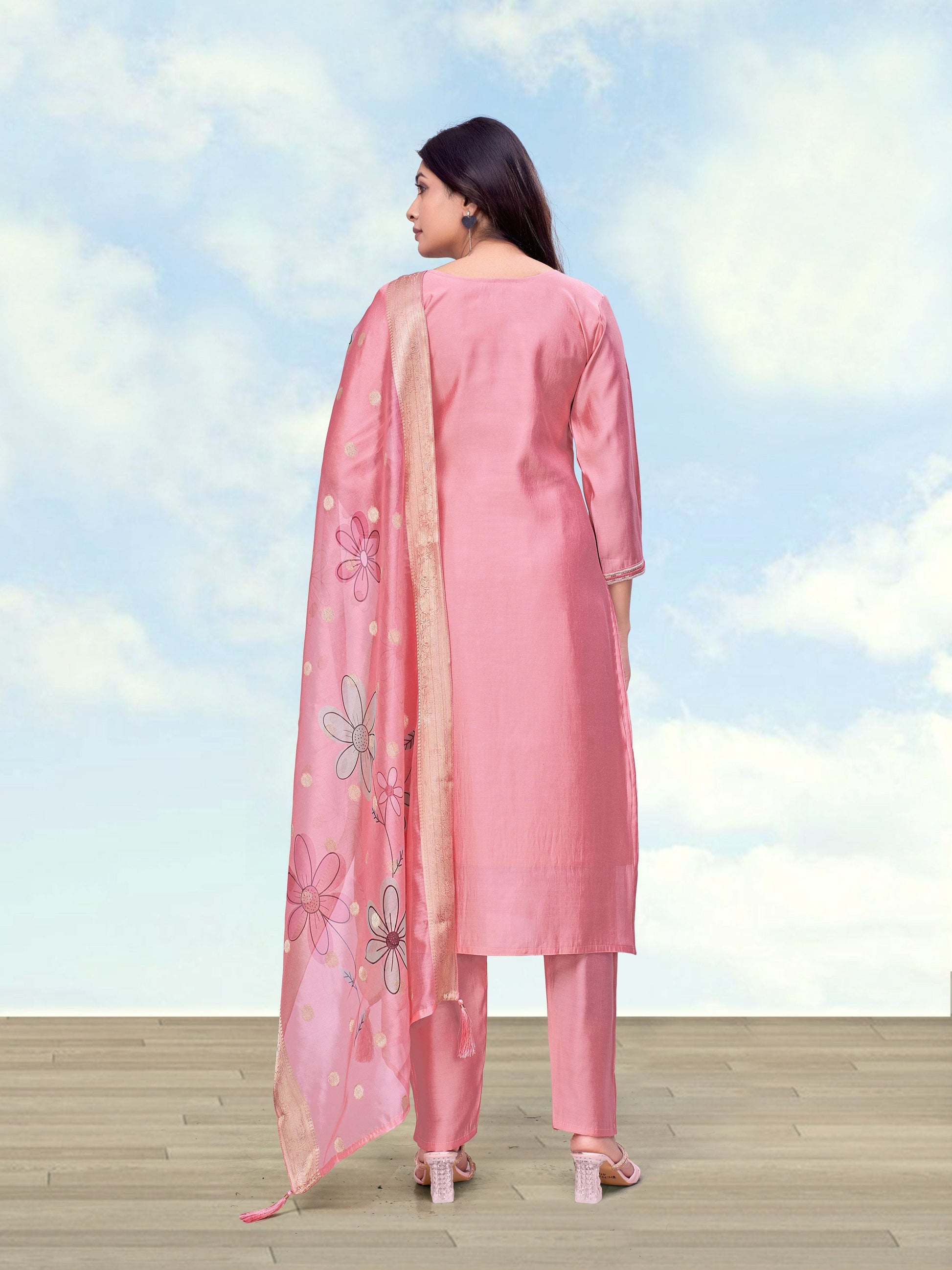 Monjolika Fashion Pink Color Roman Digital Print Kurta Pair
