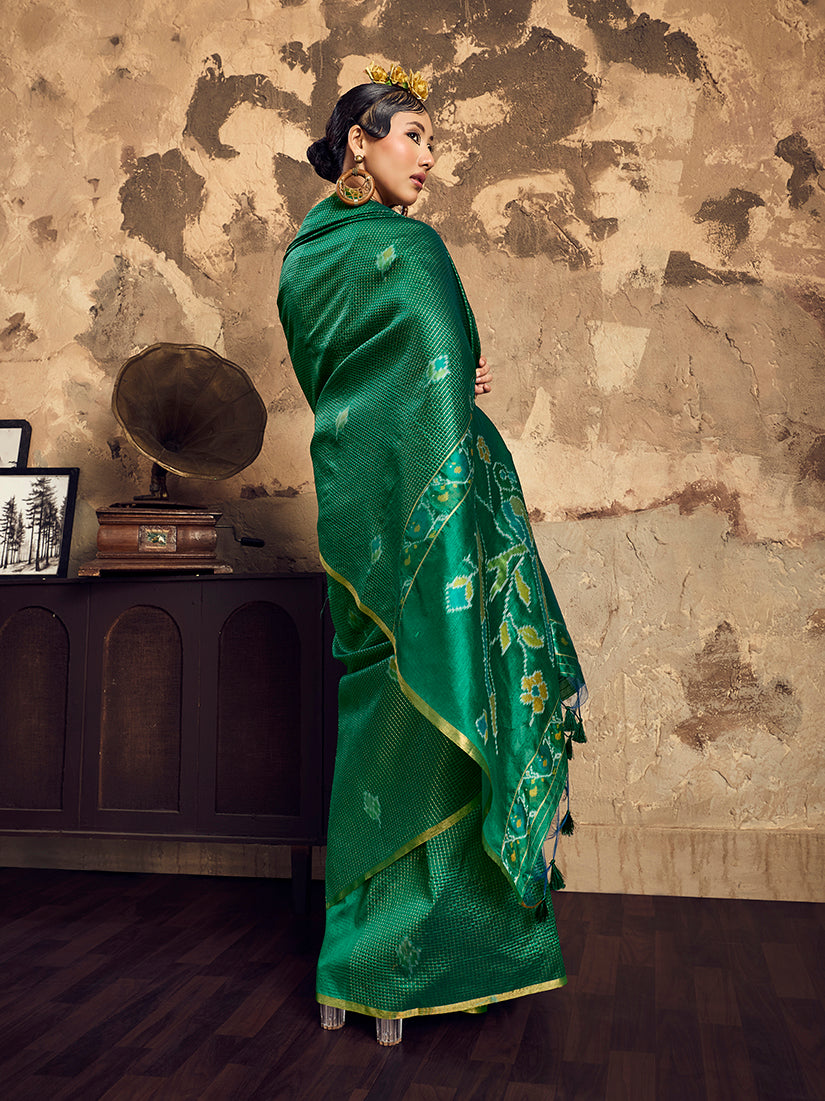 Monjolika Fashion Dark Green Weaving Silk Blend Saree With Zari Border Design