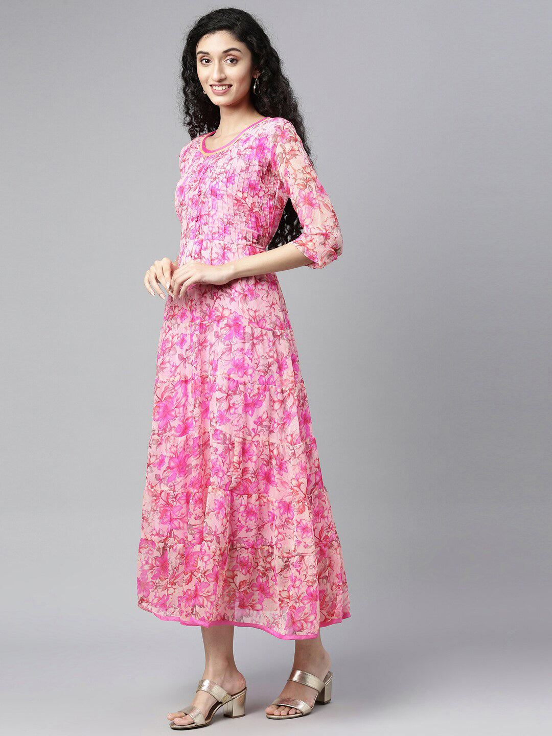 Souchii Beautiful Pink & peaches n cream Floral Layered Chiffon Midi Dress 