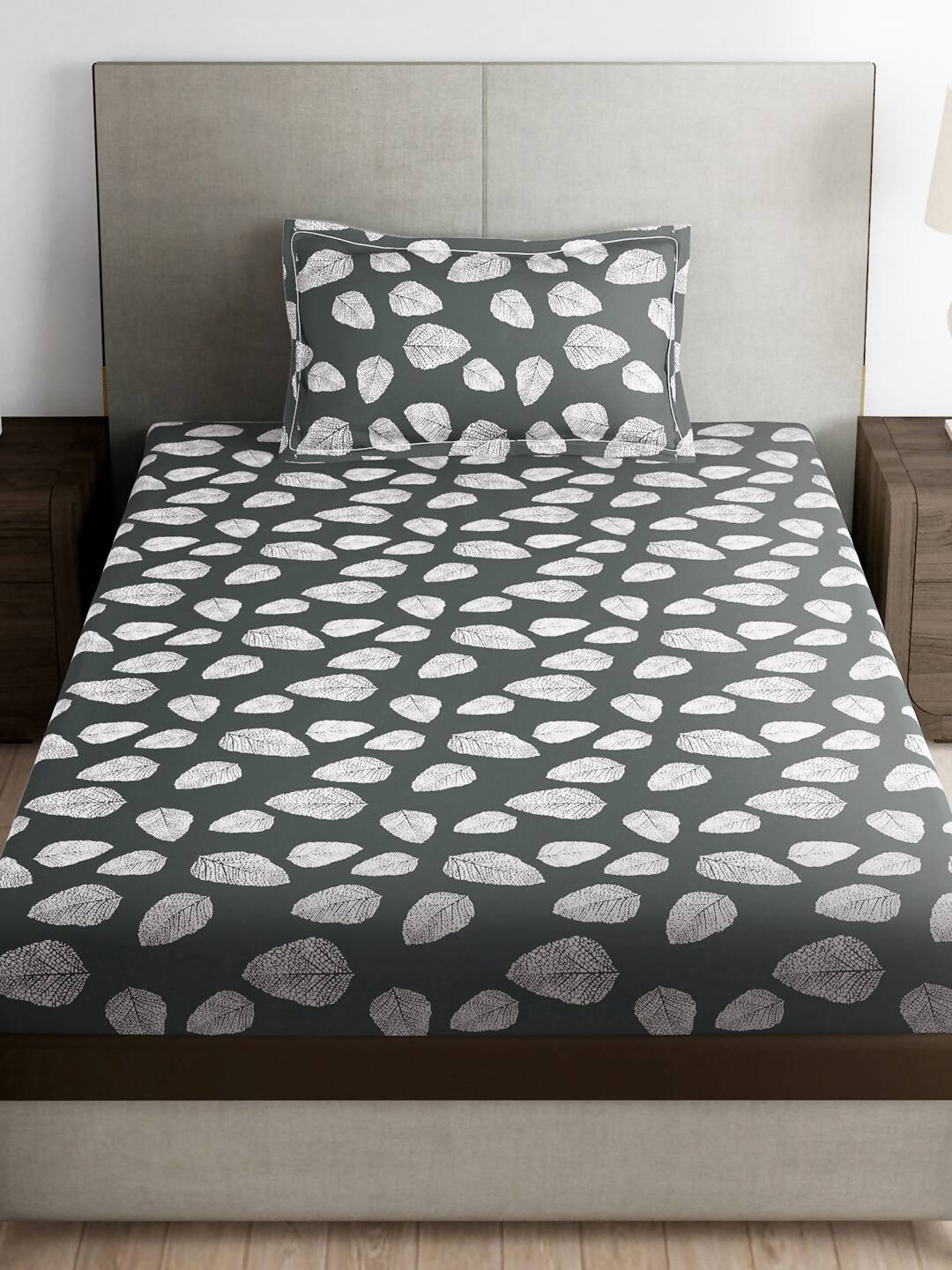 Story@home Arena Grey & White Floral Printed 180 TC Bedsheet & Pillow Covers 