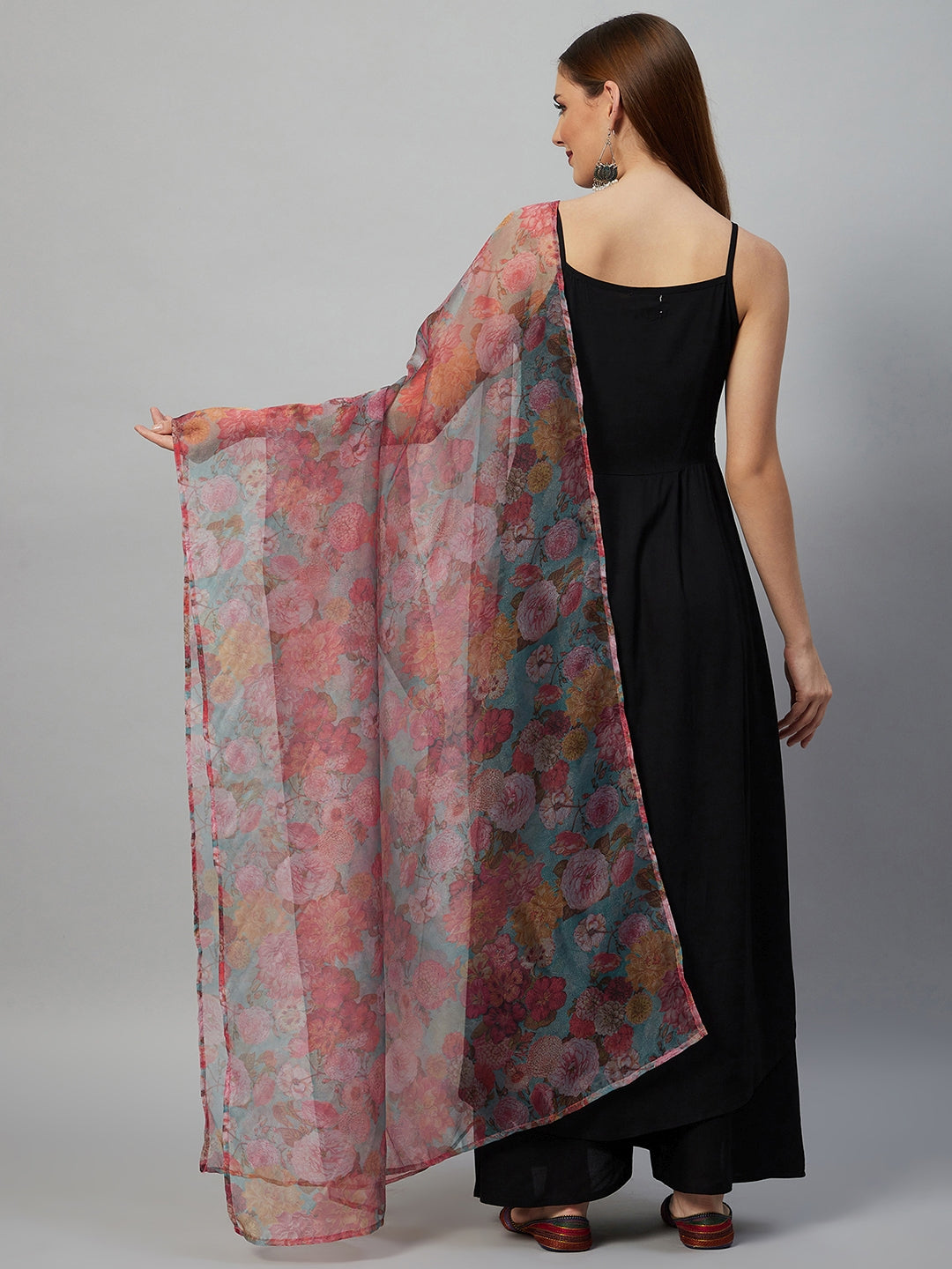 InWeave Black Strappy Set With Green Organza Dupatta 