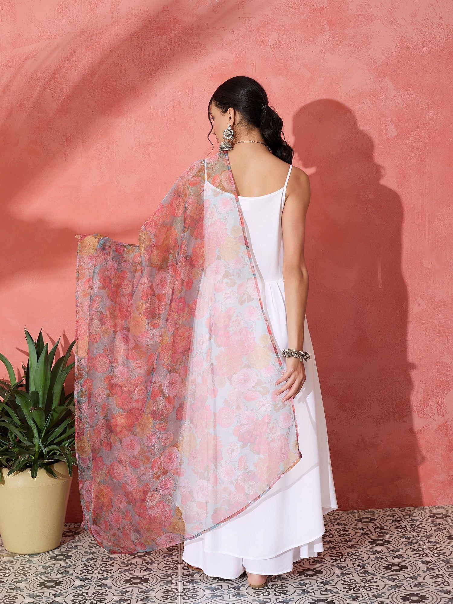 InWeave White Strappy Set With Green Organza Dupatta 